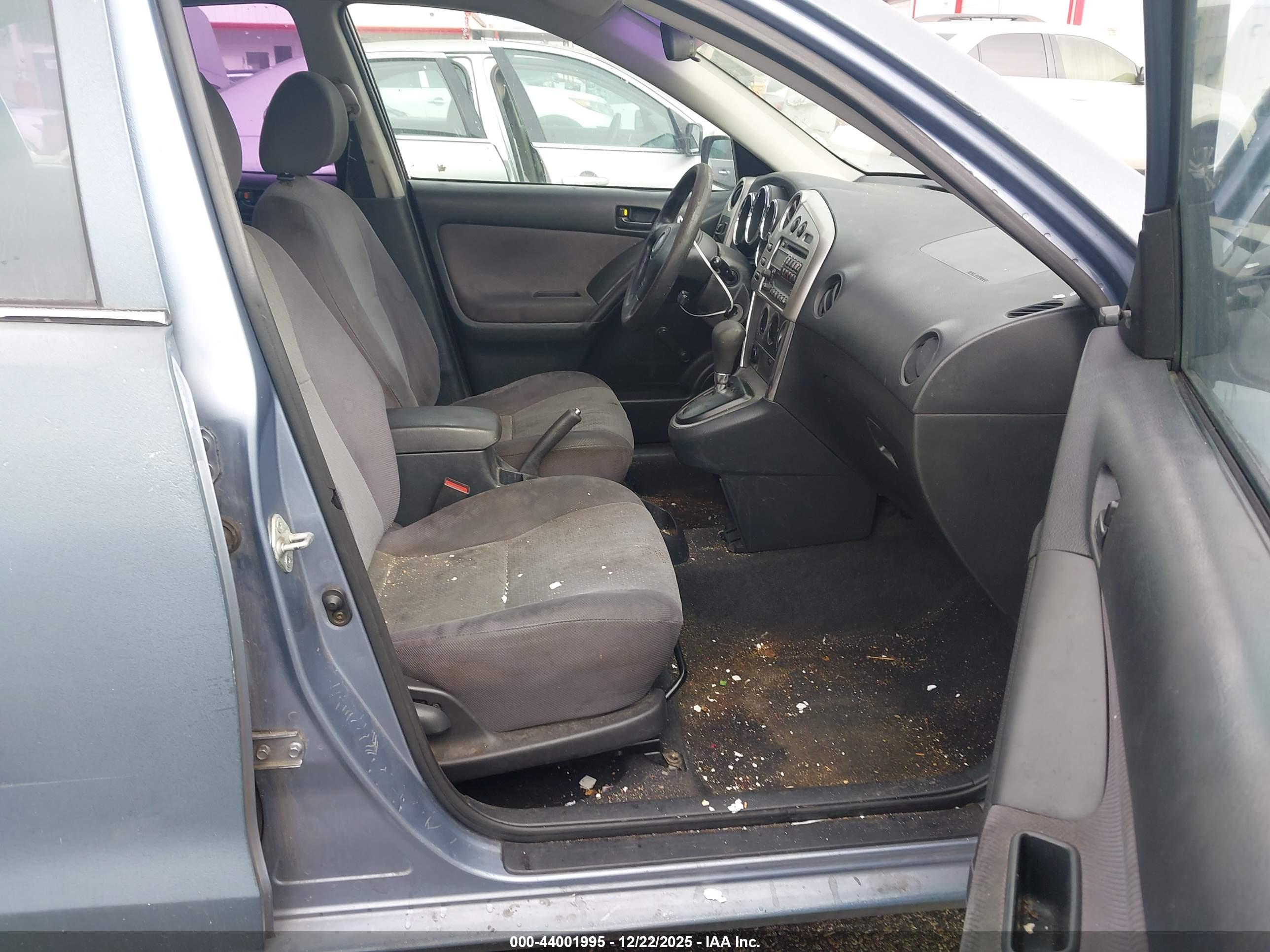 TOYOTA MATRIX image 5