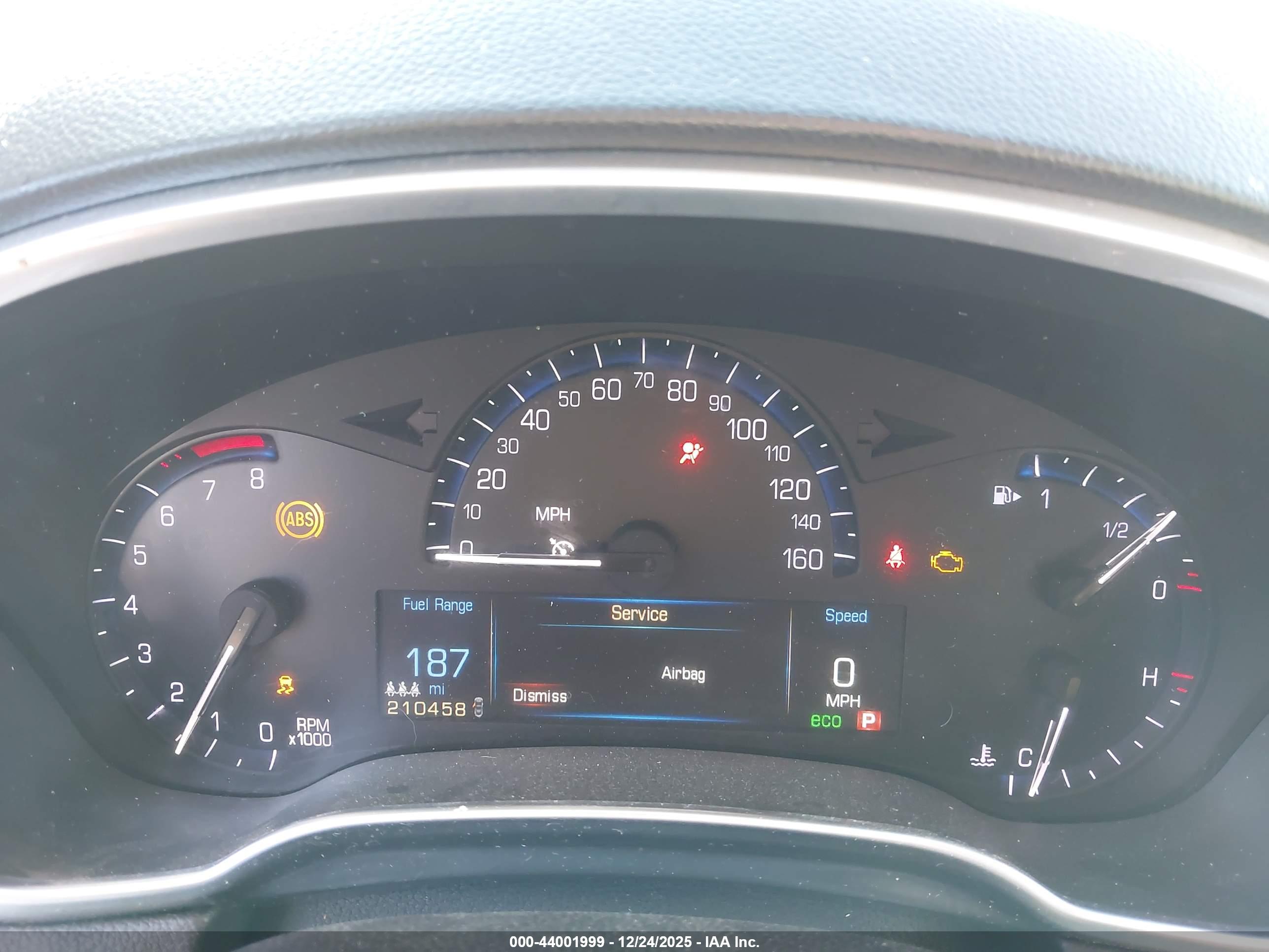 CADILLAC SRX image 7