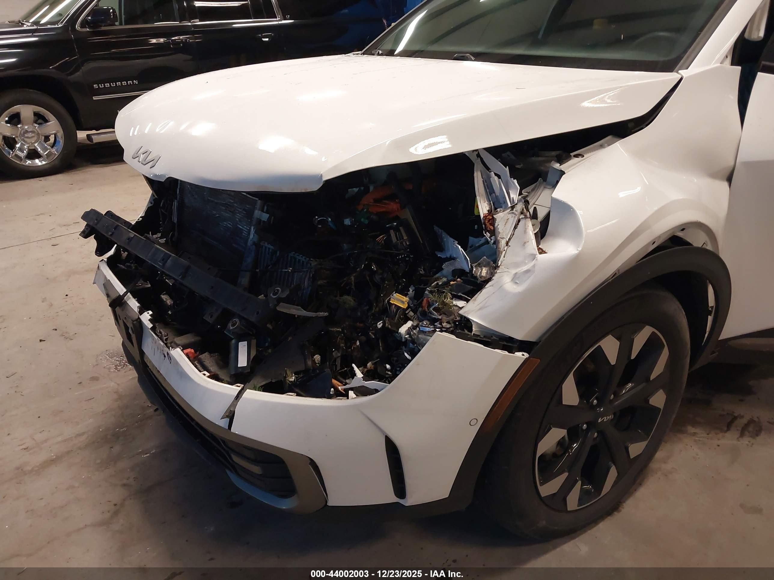 KIA SPORTAGE image 6