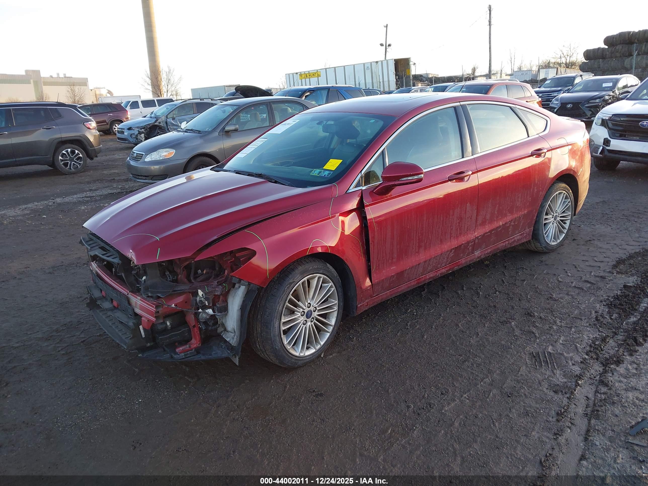 FORD FUSION image 2