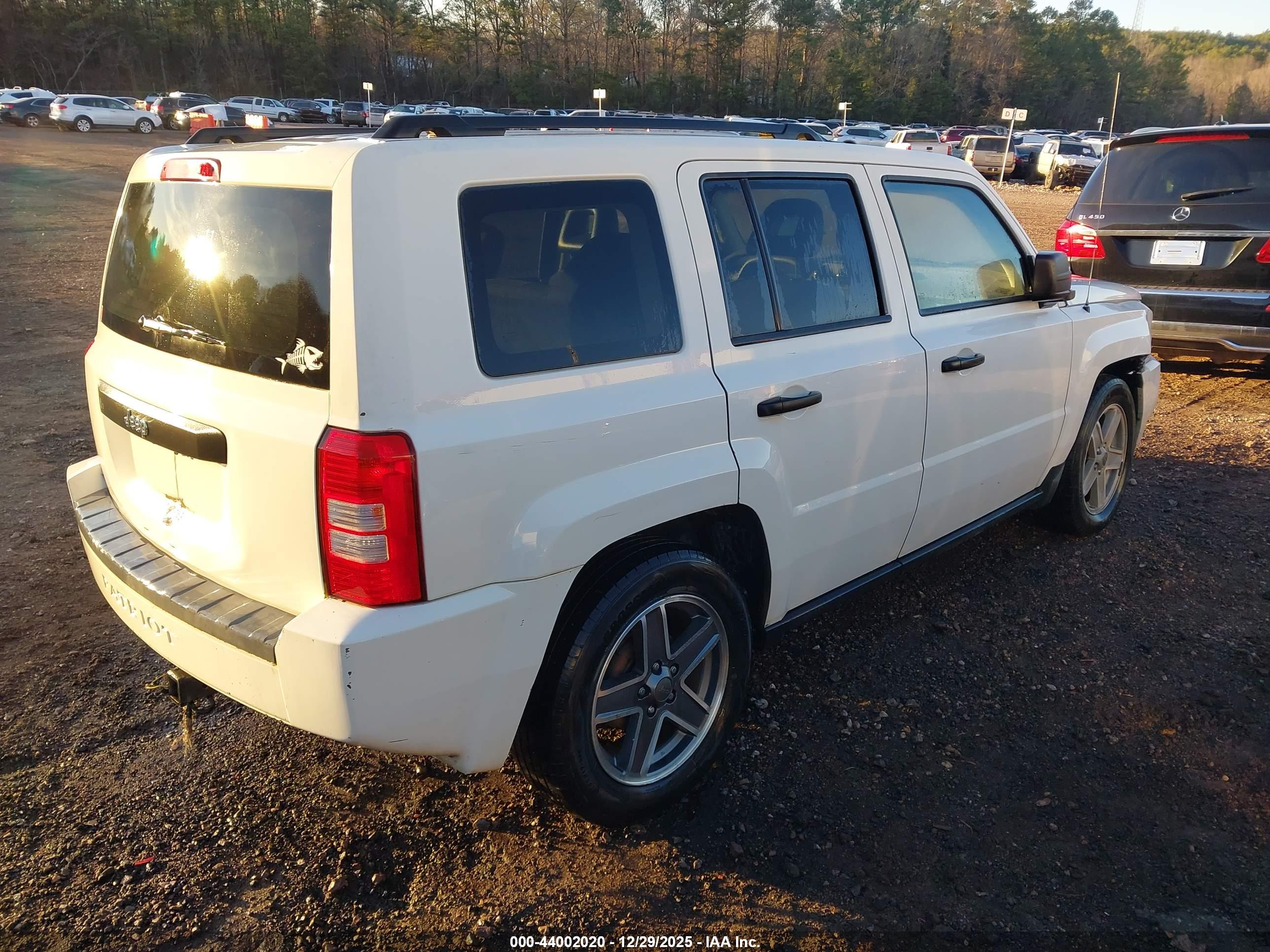 JEEP PATRIOT image 4