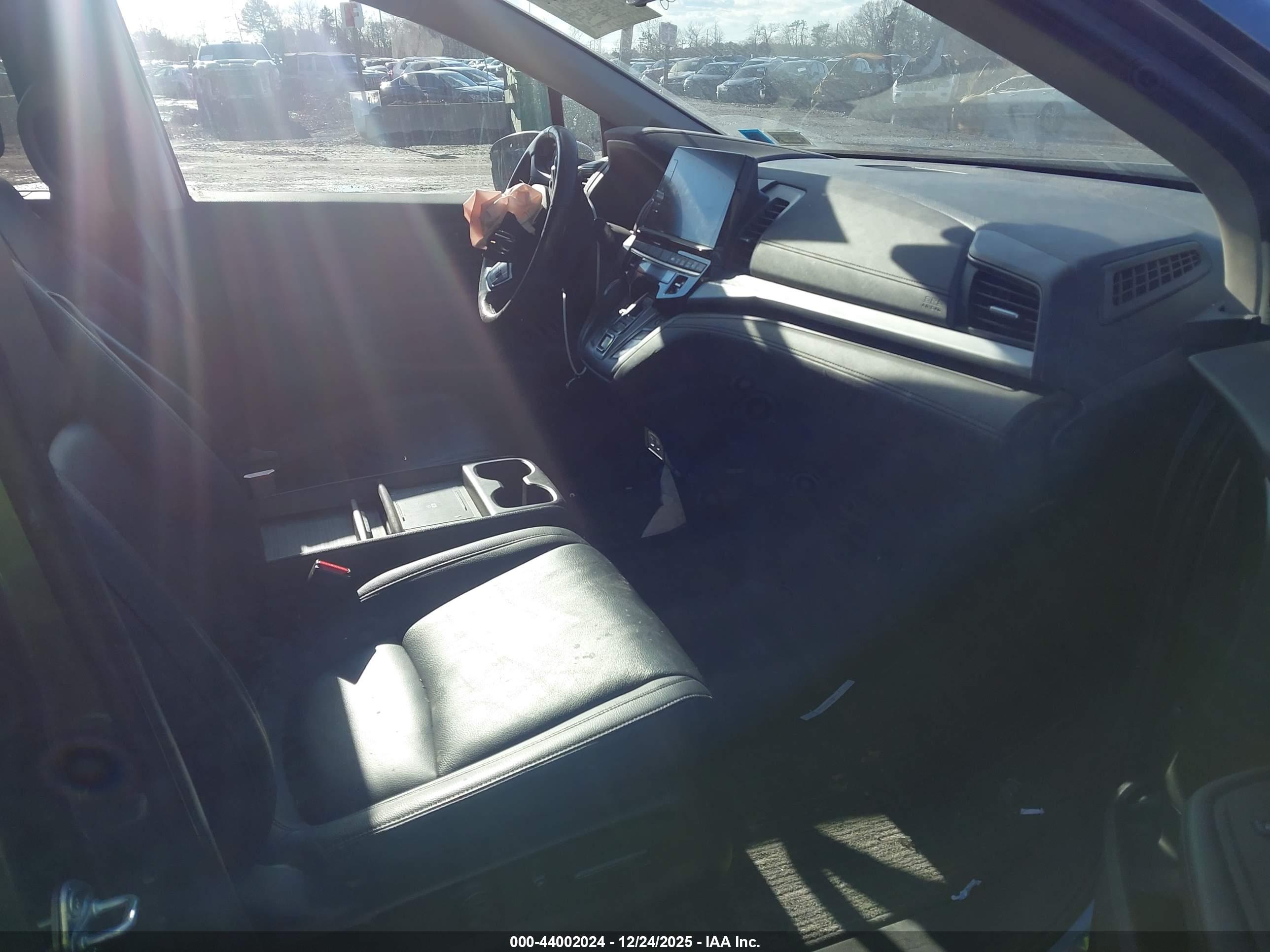 HONDA ODYSSEY image 5