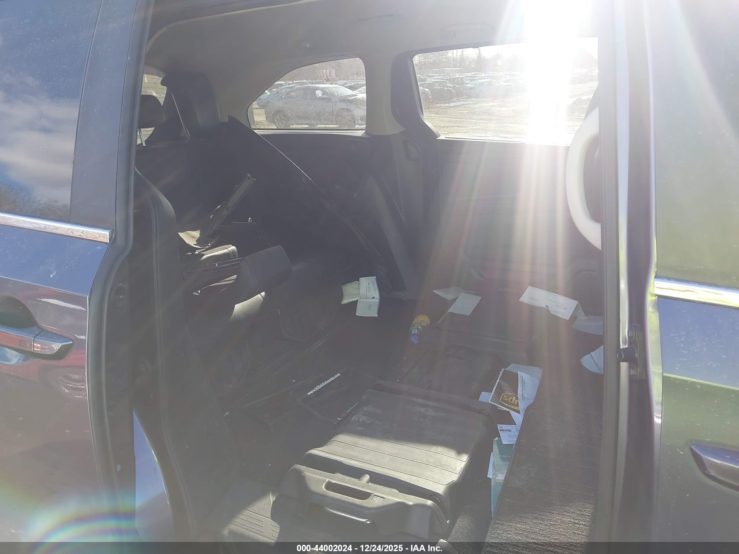 HONDA ODYSSEY image 8