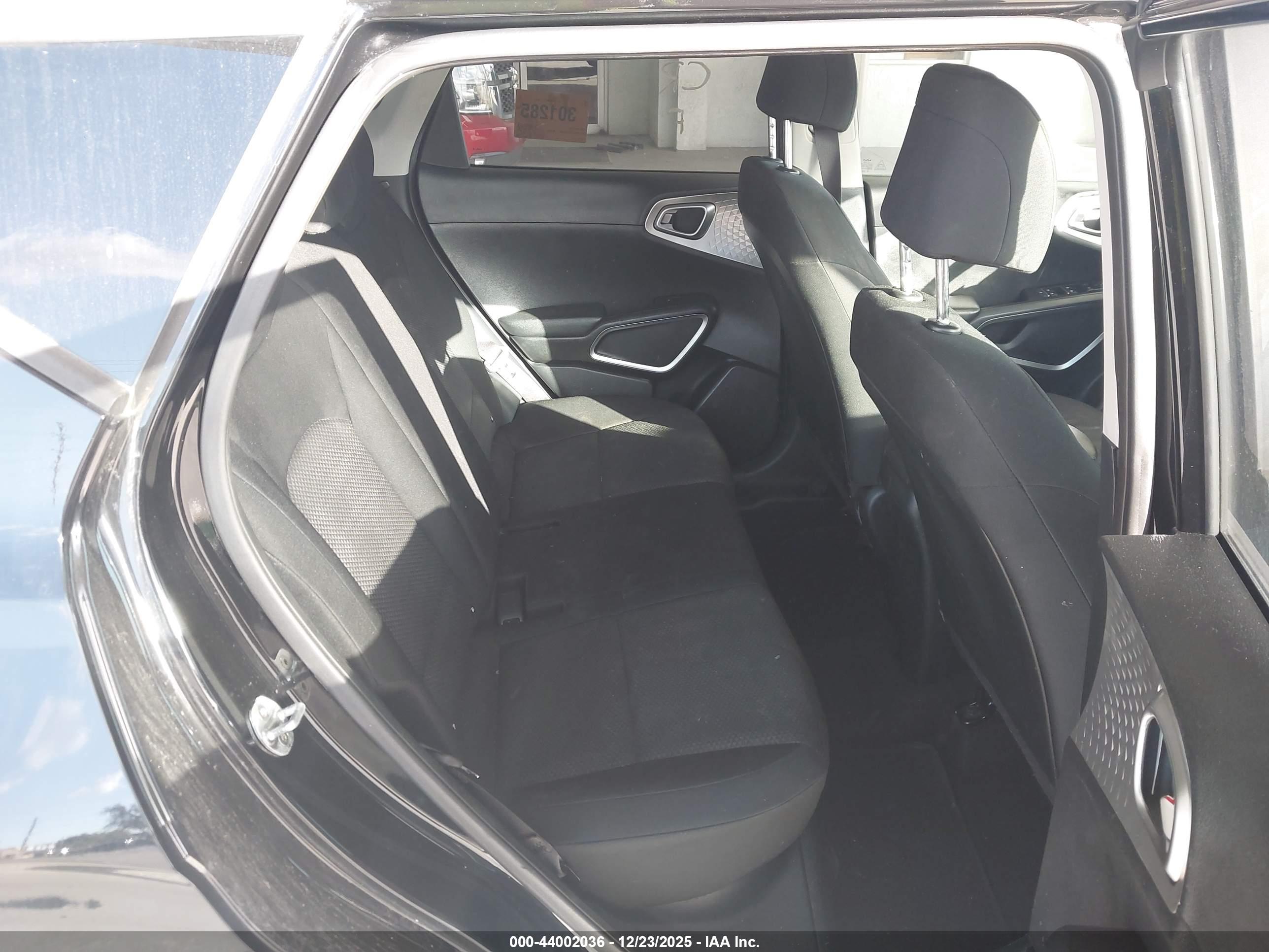 KIA SOUL image 8
