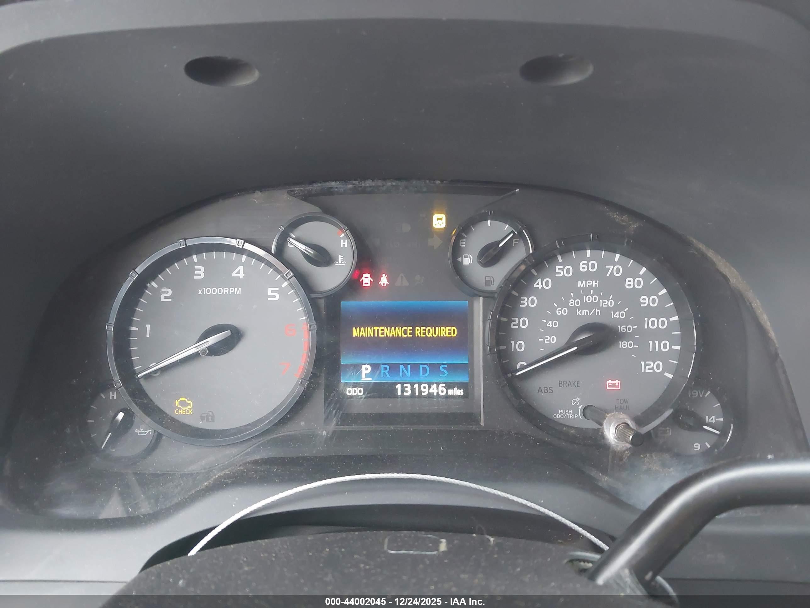 TOYOTA TUNDRA image 7