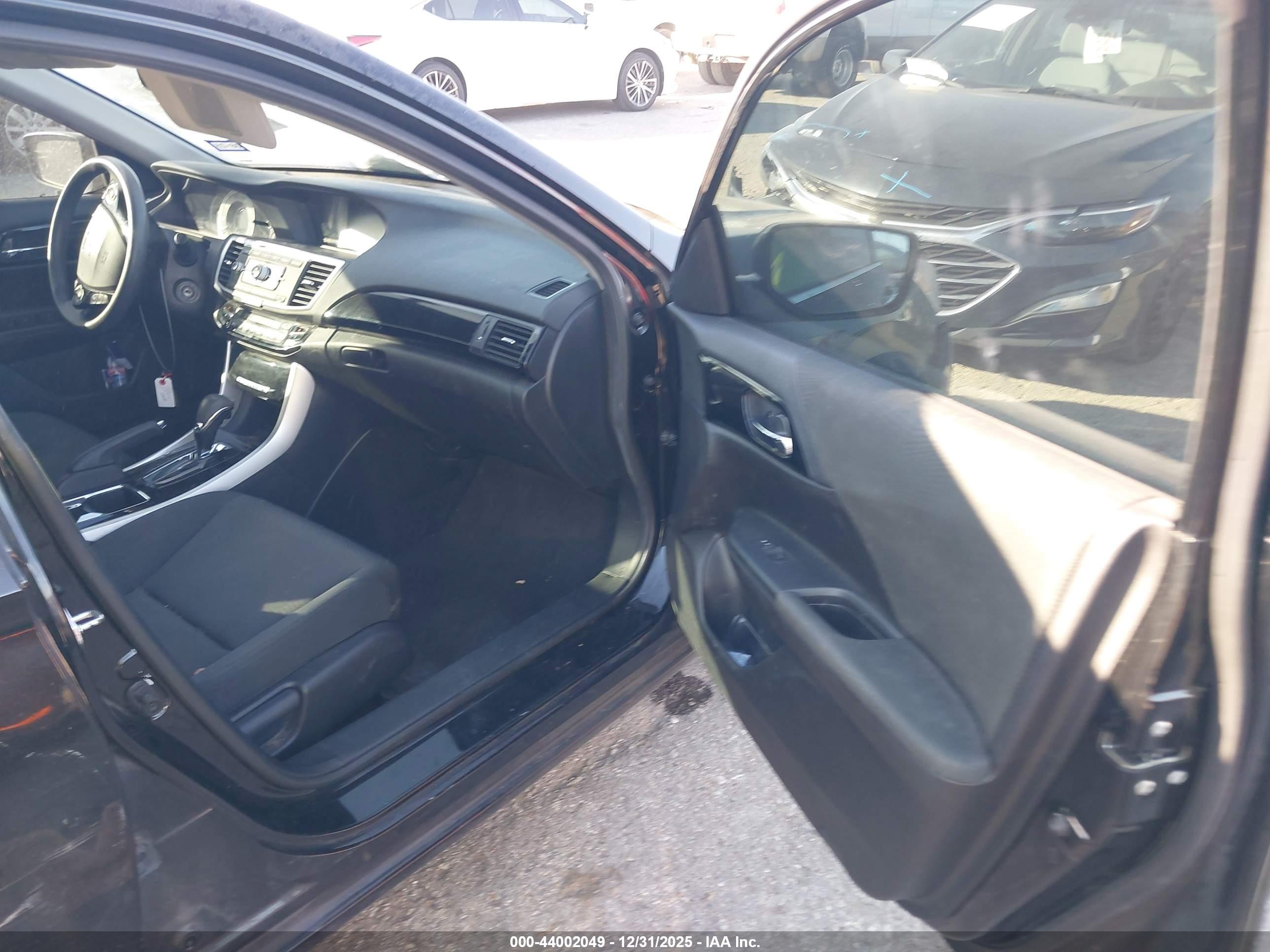 HONDA ACCORD image 5
