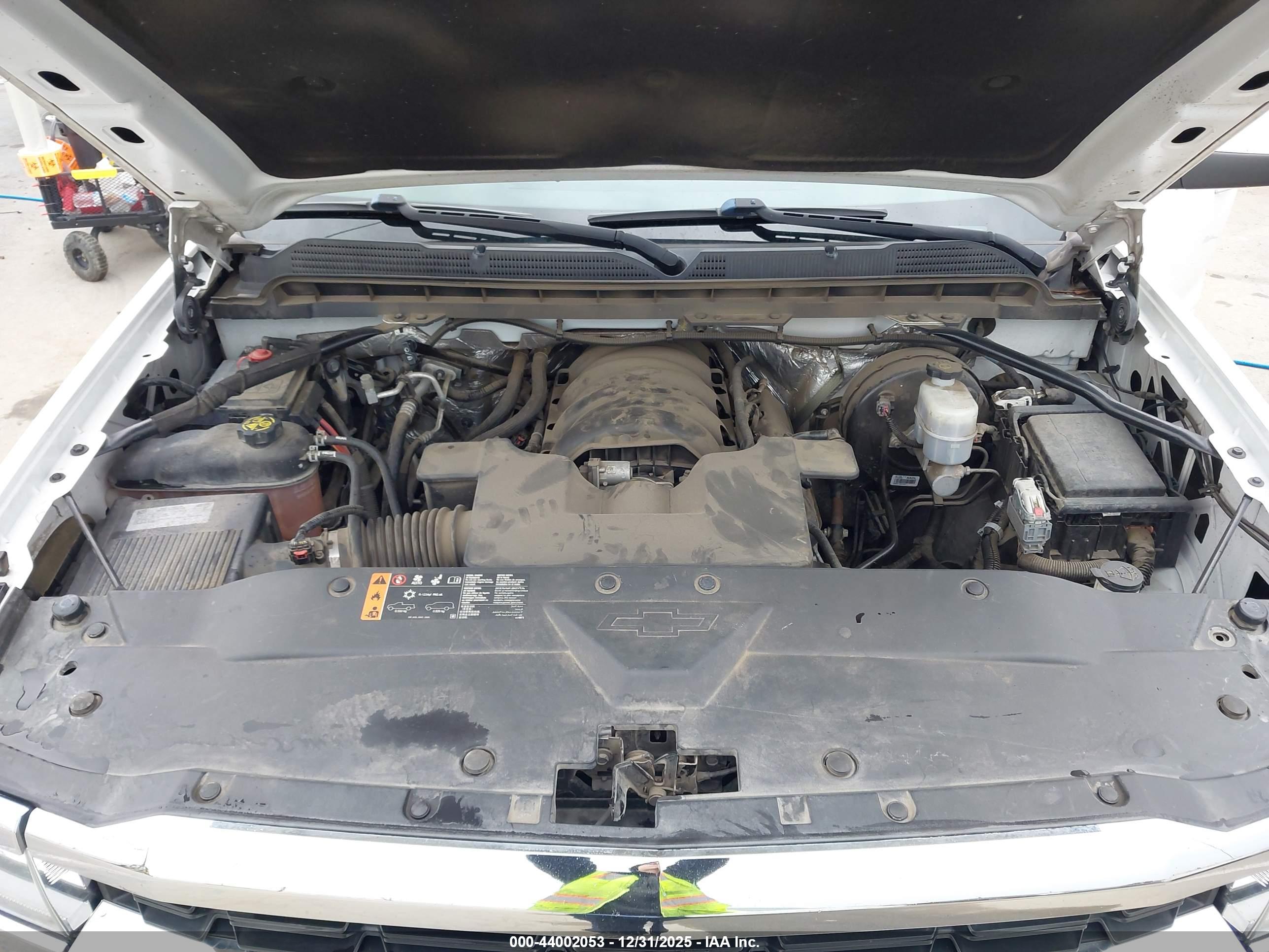 CHEVROLET SILVERADO image 10