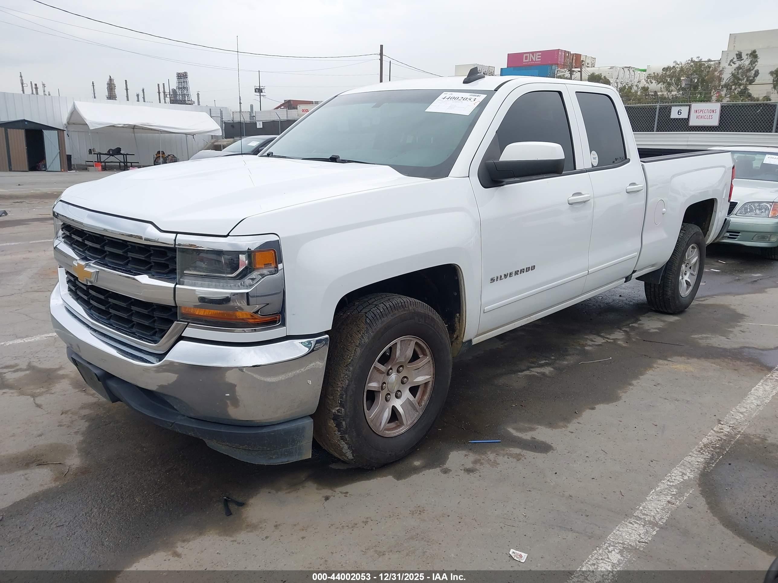 CHEVROLET SILVERADO image 2
