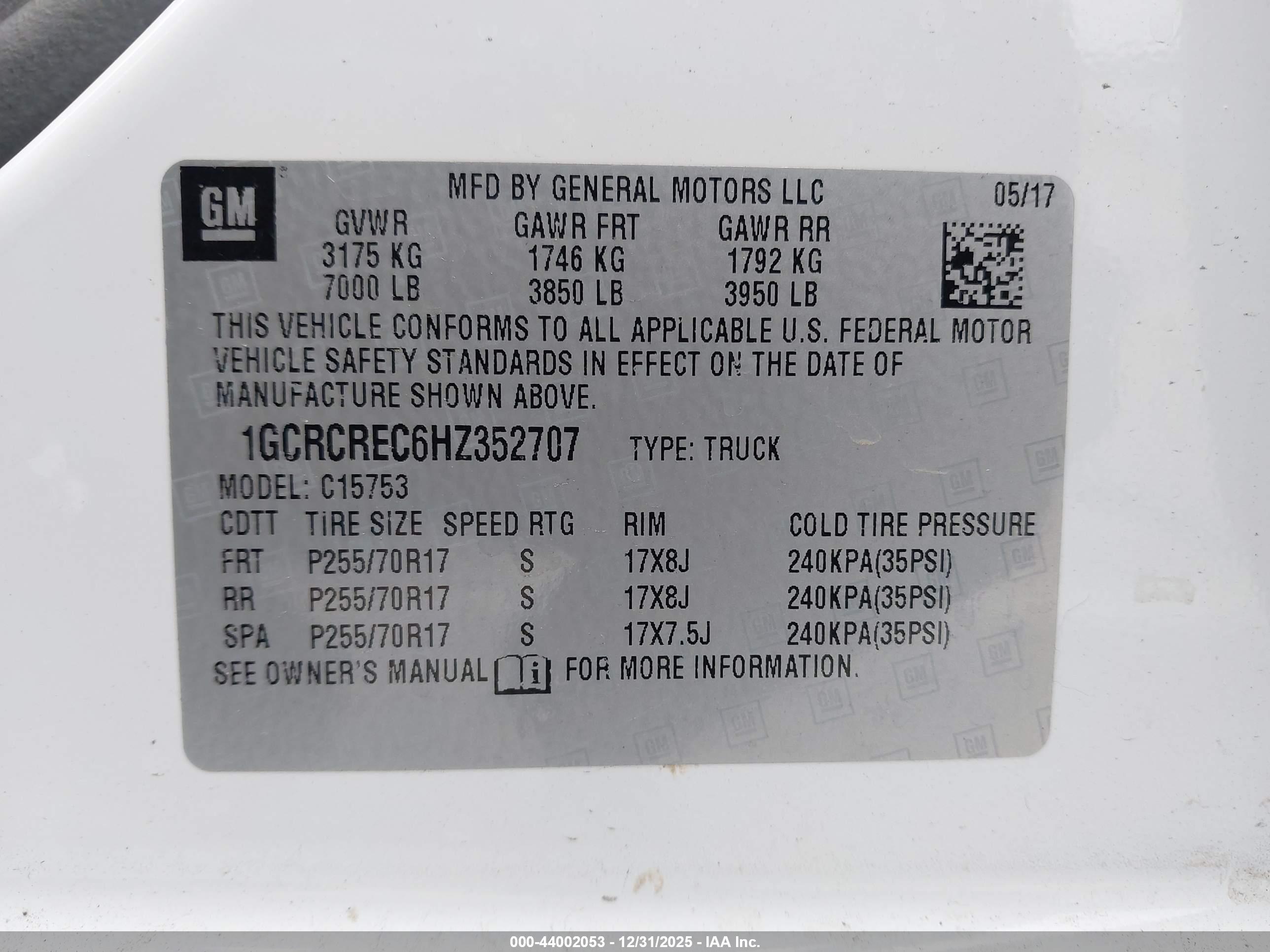 CHEVROLET SILVERADO image 9