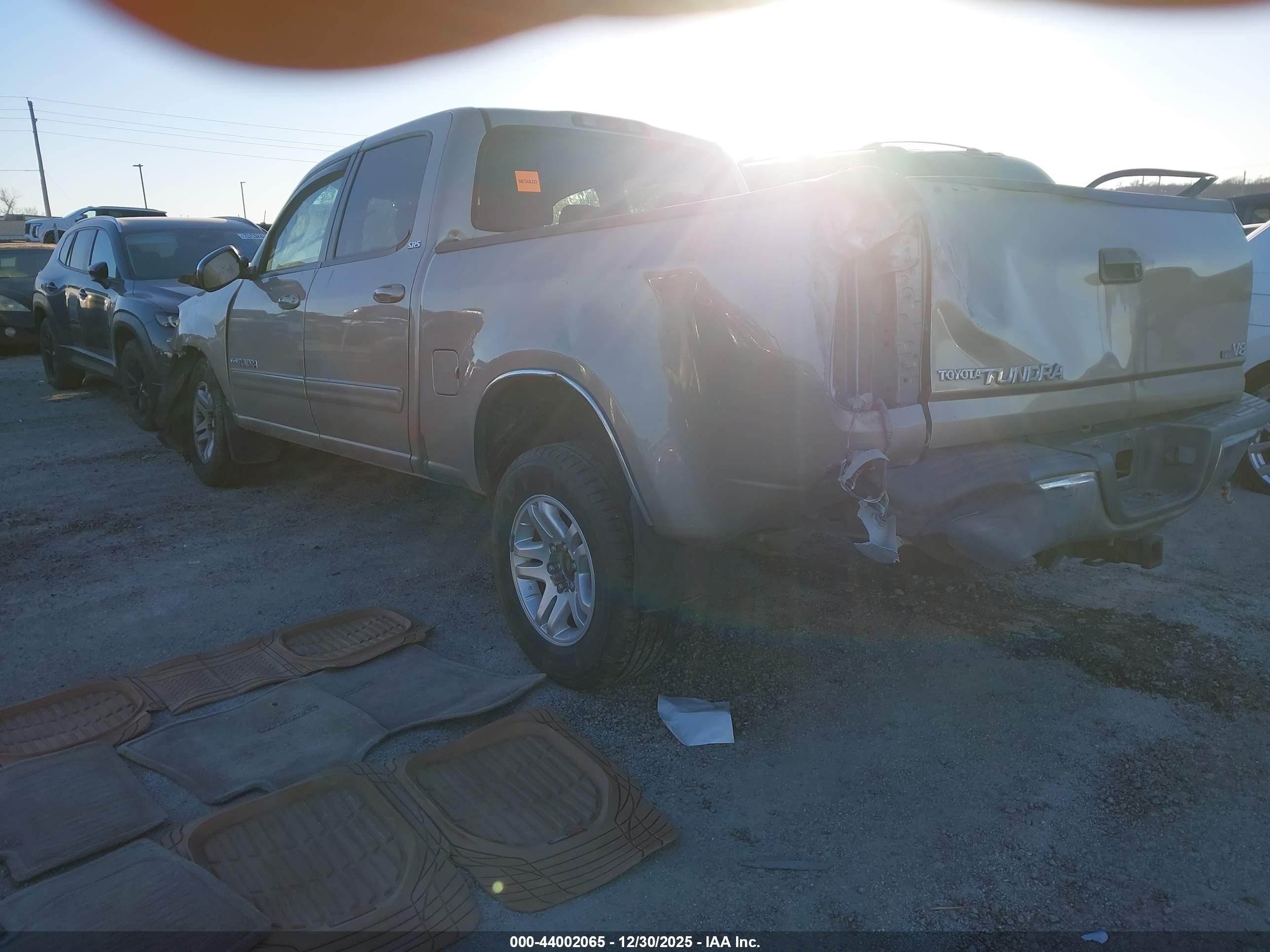 TOYOTA TUNDRA image 3