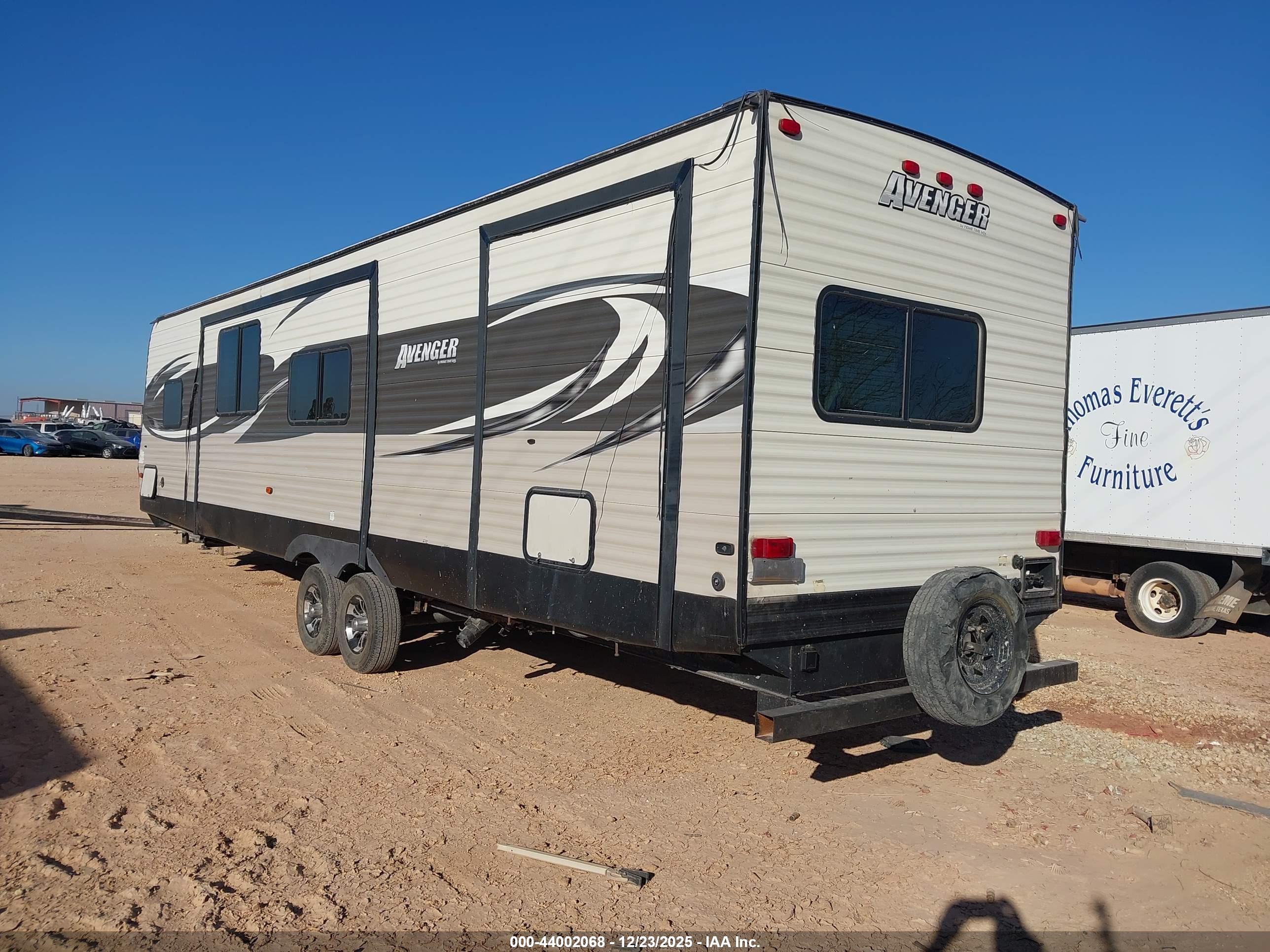 AVENGER TRAVEL image 3