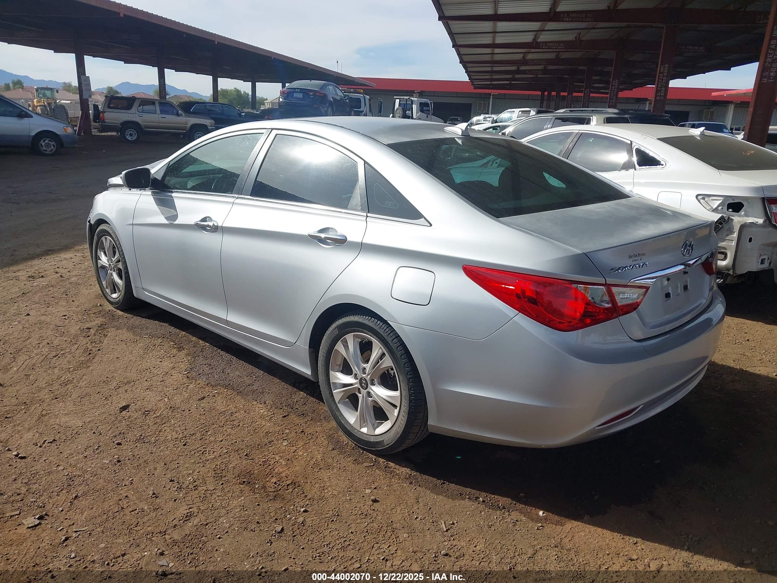 HYUNDAI SONATA image 3