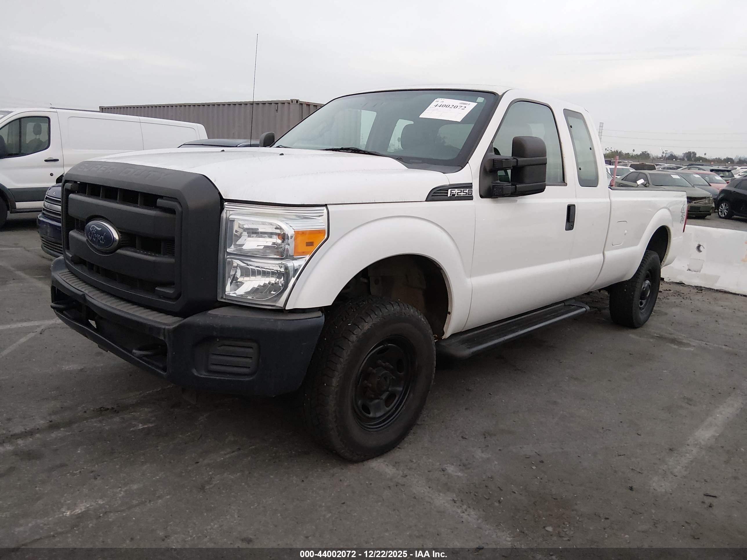 FORD F-250 image 2