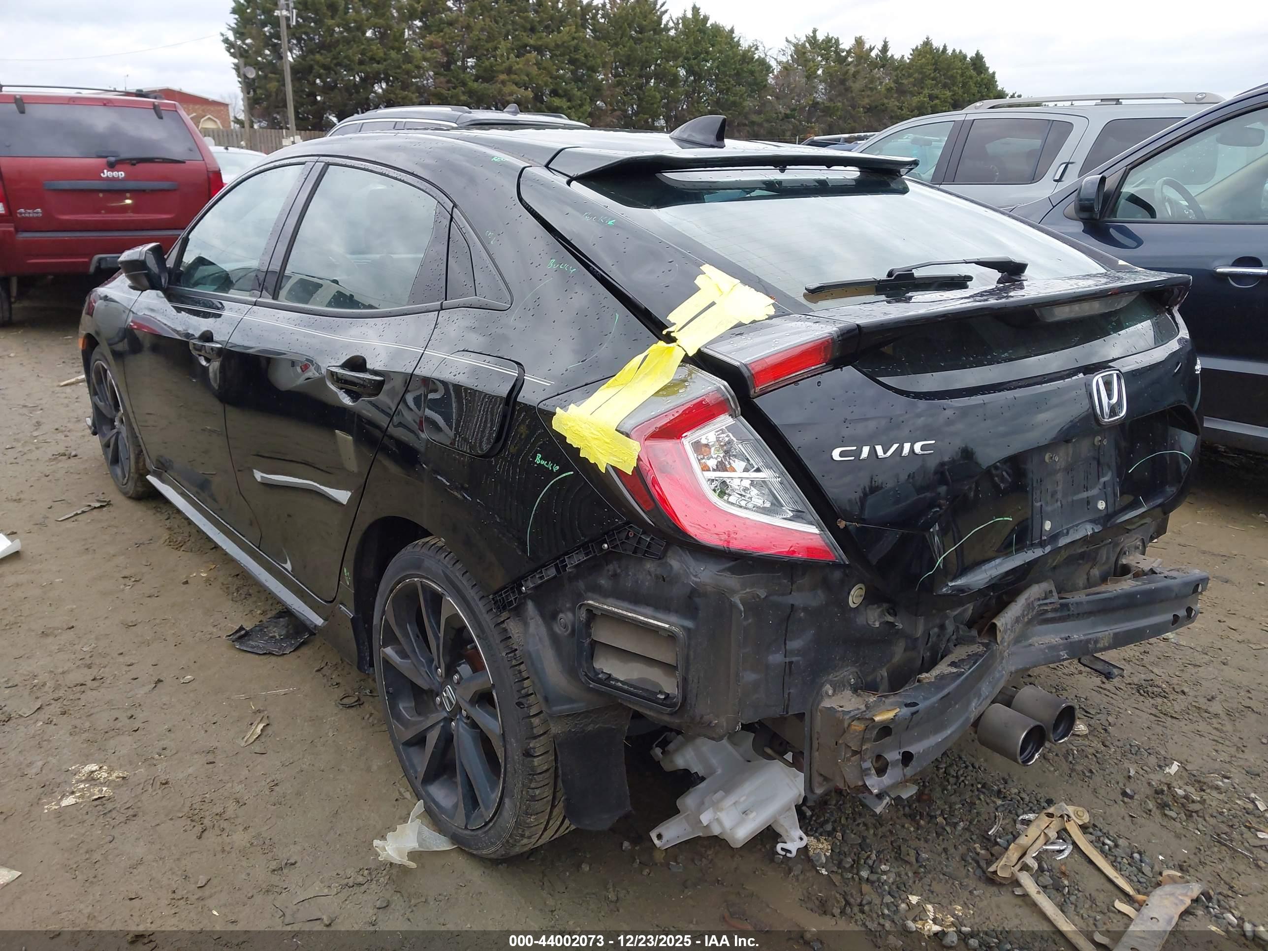 HONDA CIVIC image 3