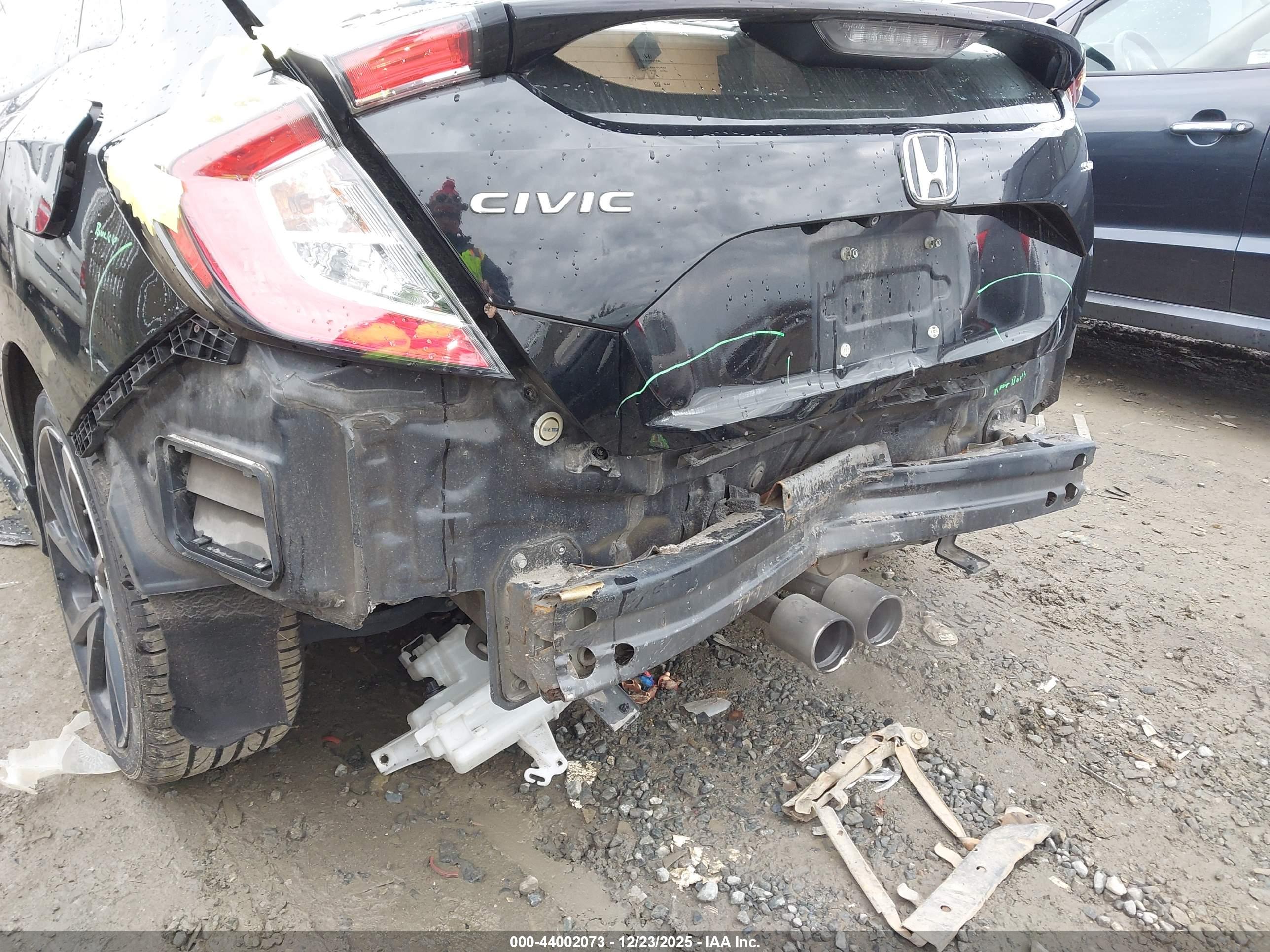 HONDA CIVIC image 6