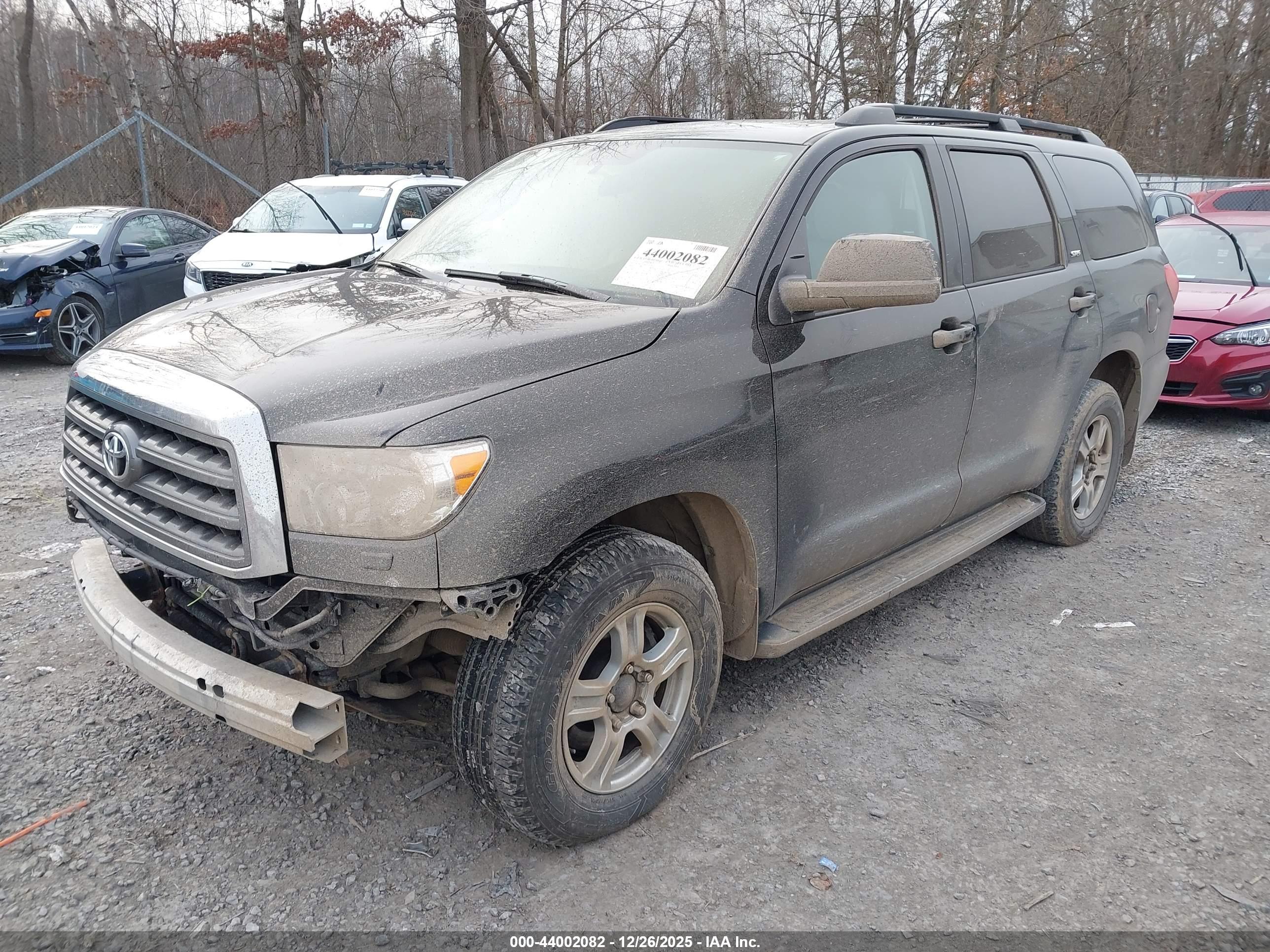 TOYOTA SEQUOIA image 2