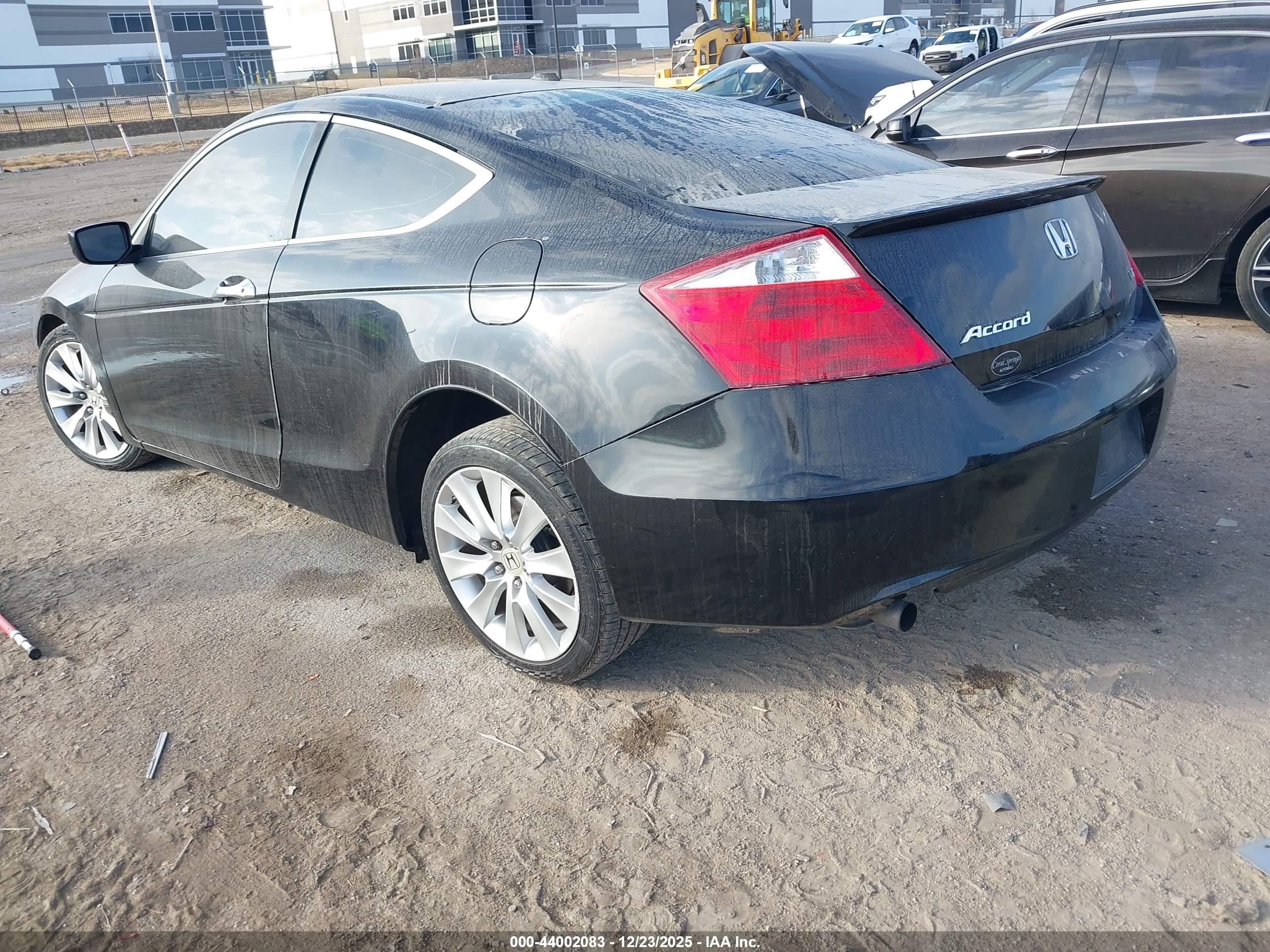 HONDA ACCORD image 3