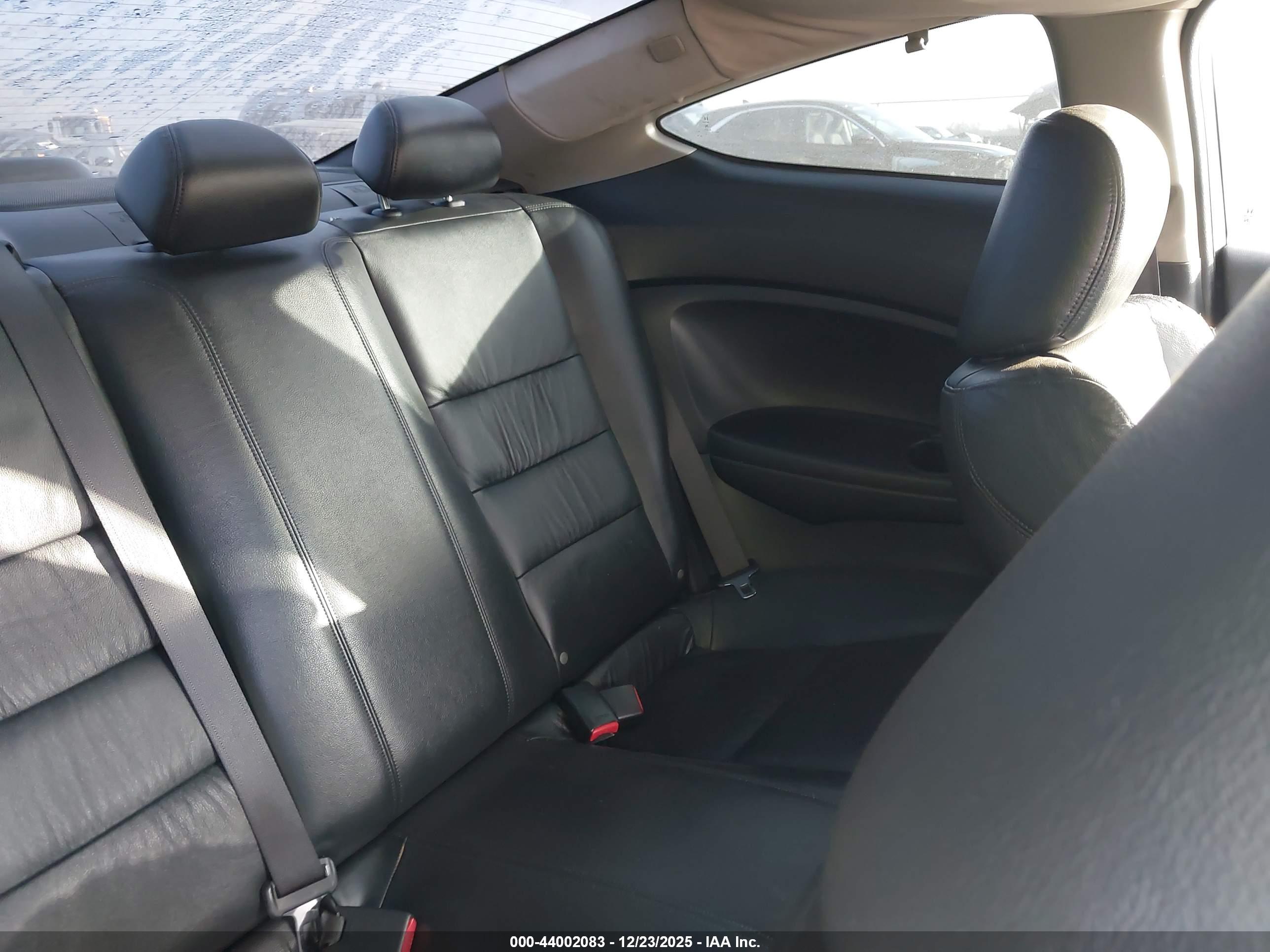 HONDA ACCORD image 8