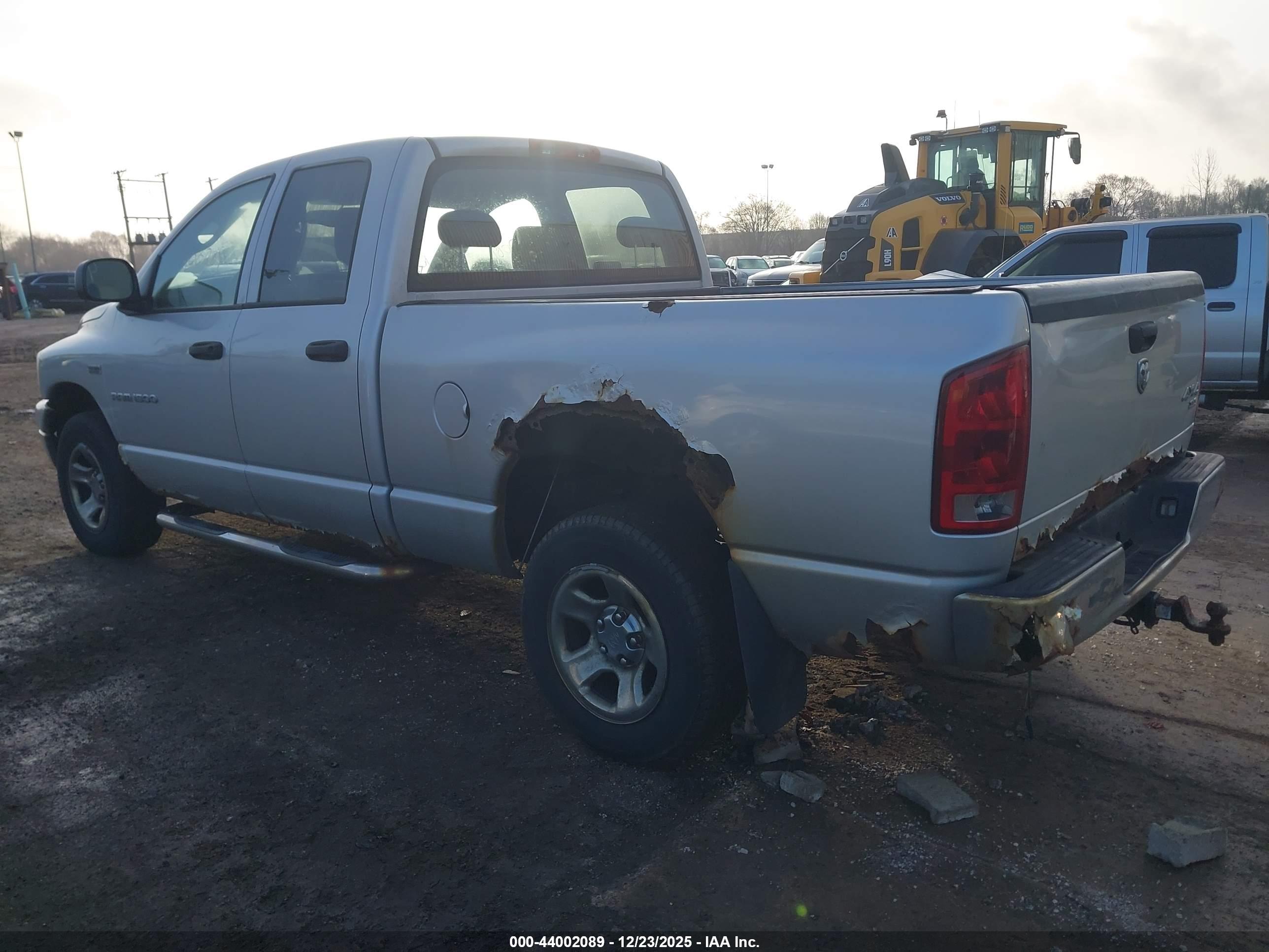 DODGE RAM image 3