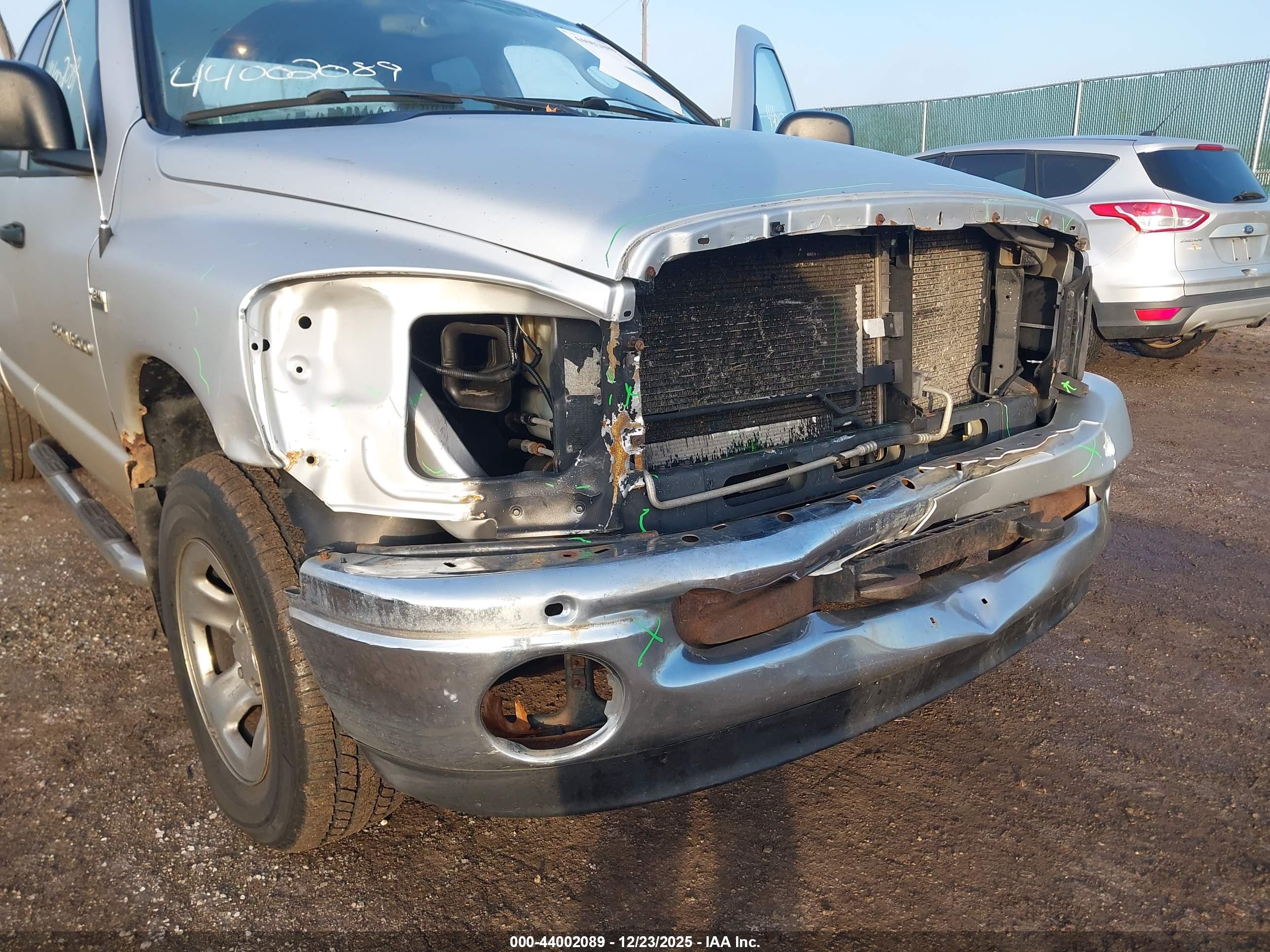 DODGE RAM image 6