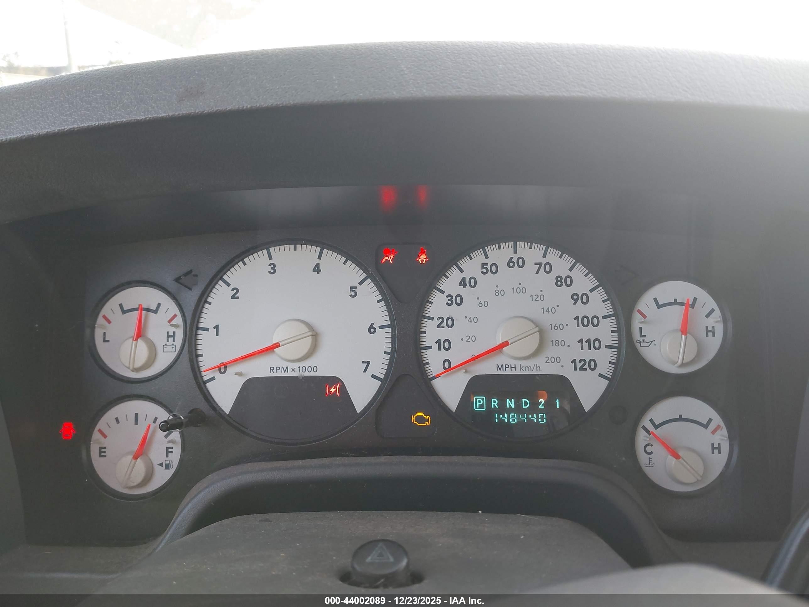 DODGE RAM image 7