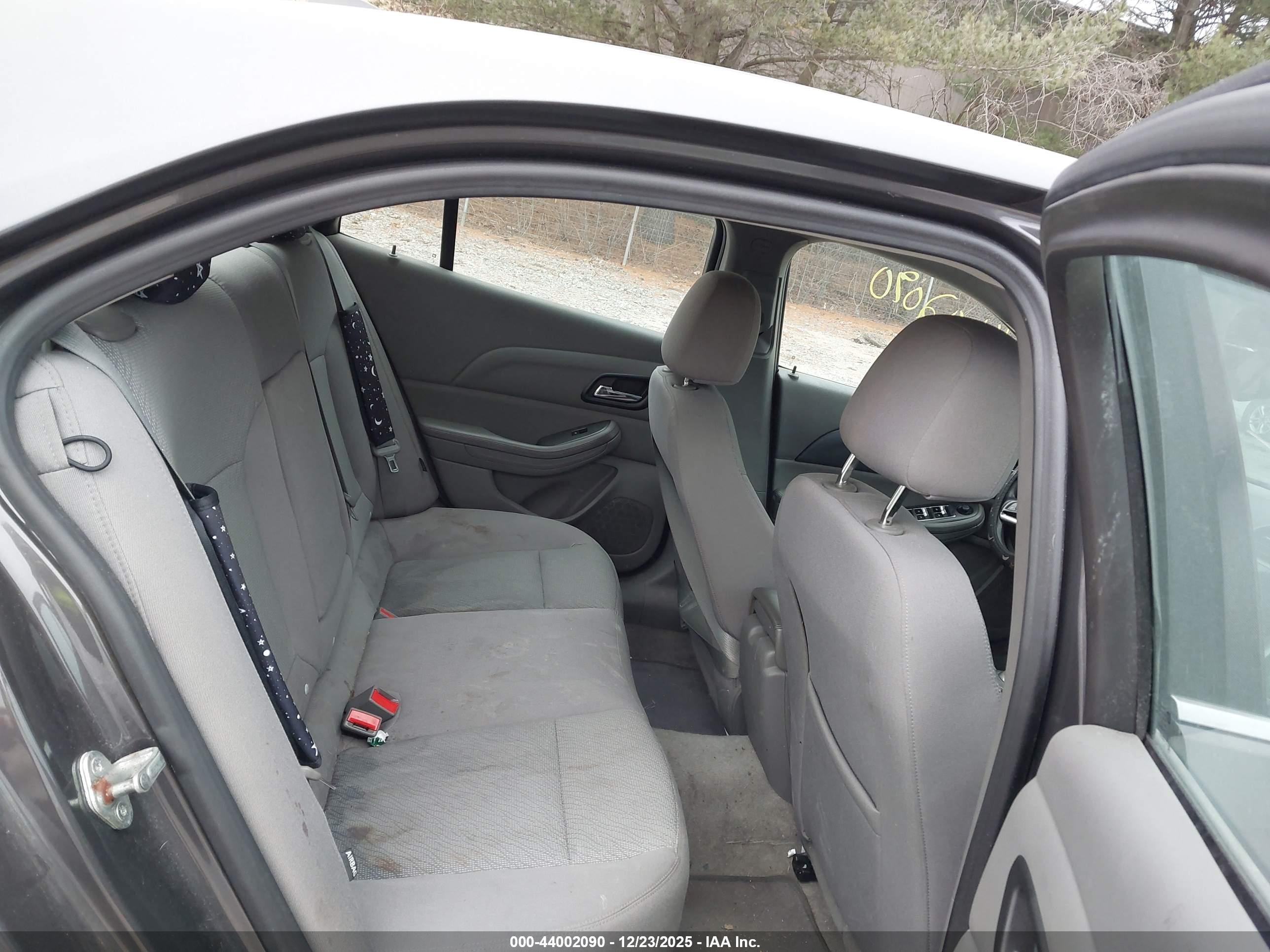 CHEVROLET MALIBU image 8