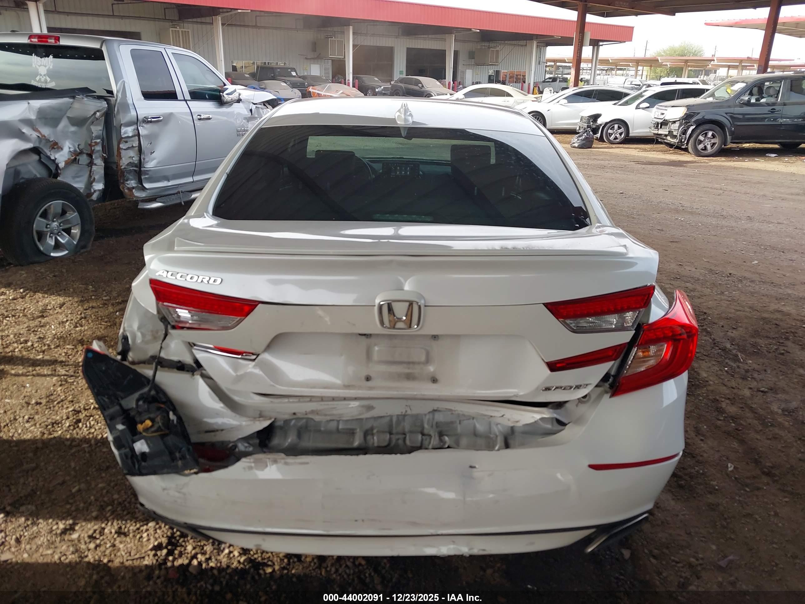 HONDA ACCORD image 6