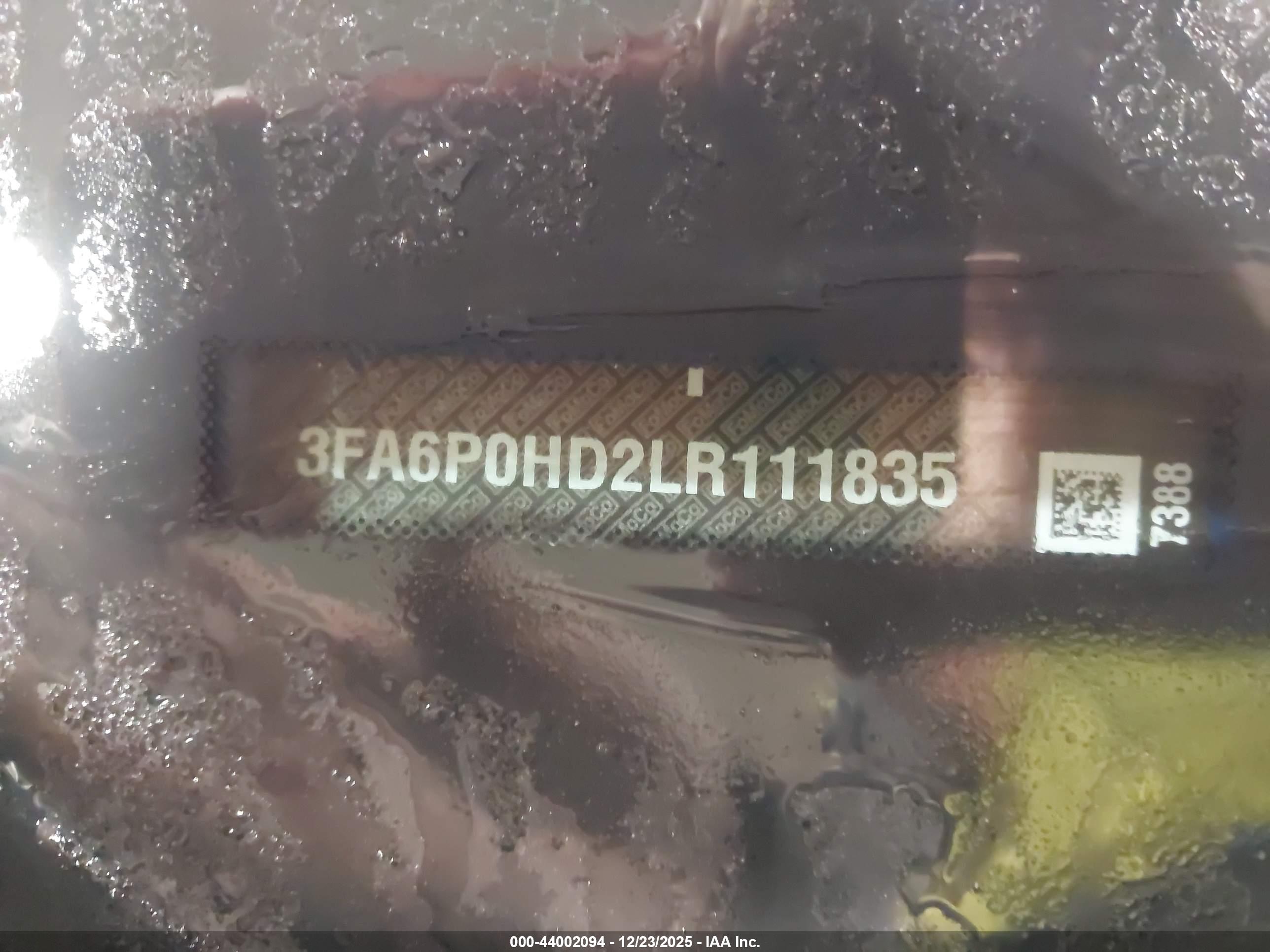 FORD FUSION image 9
