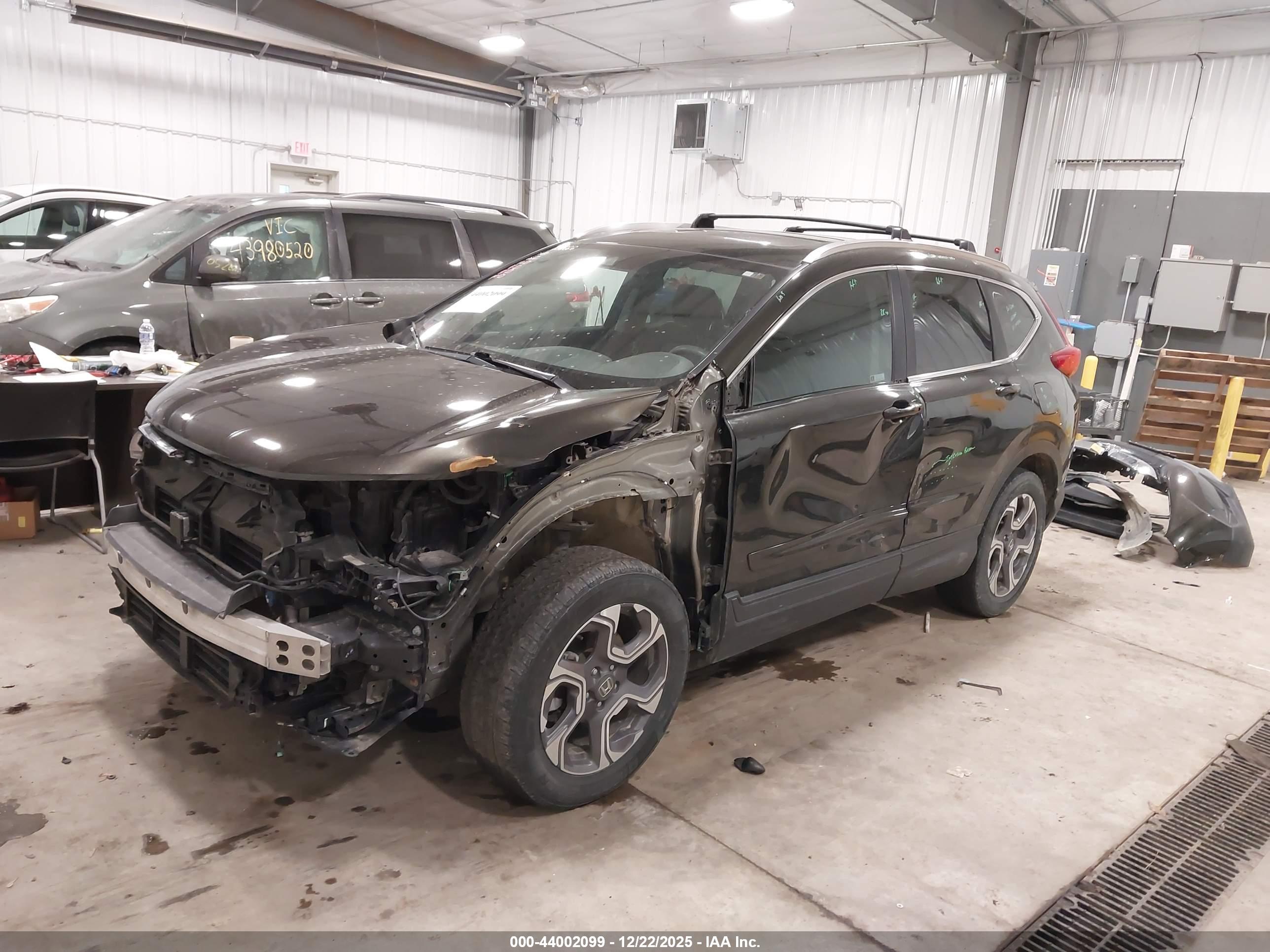 HONDA CR-V image 2