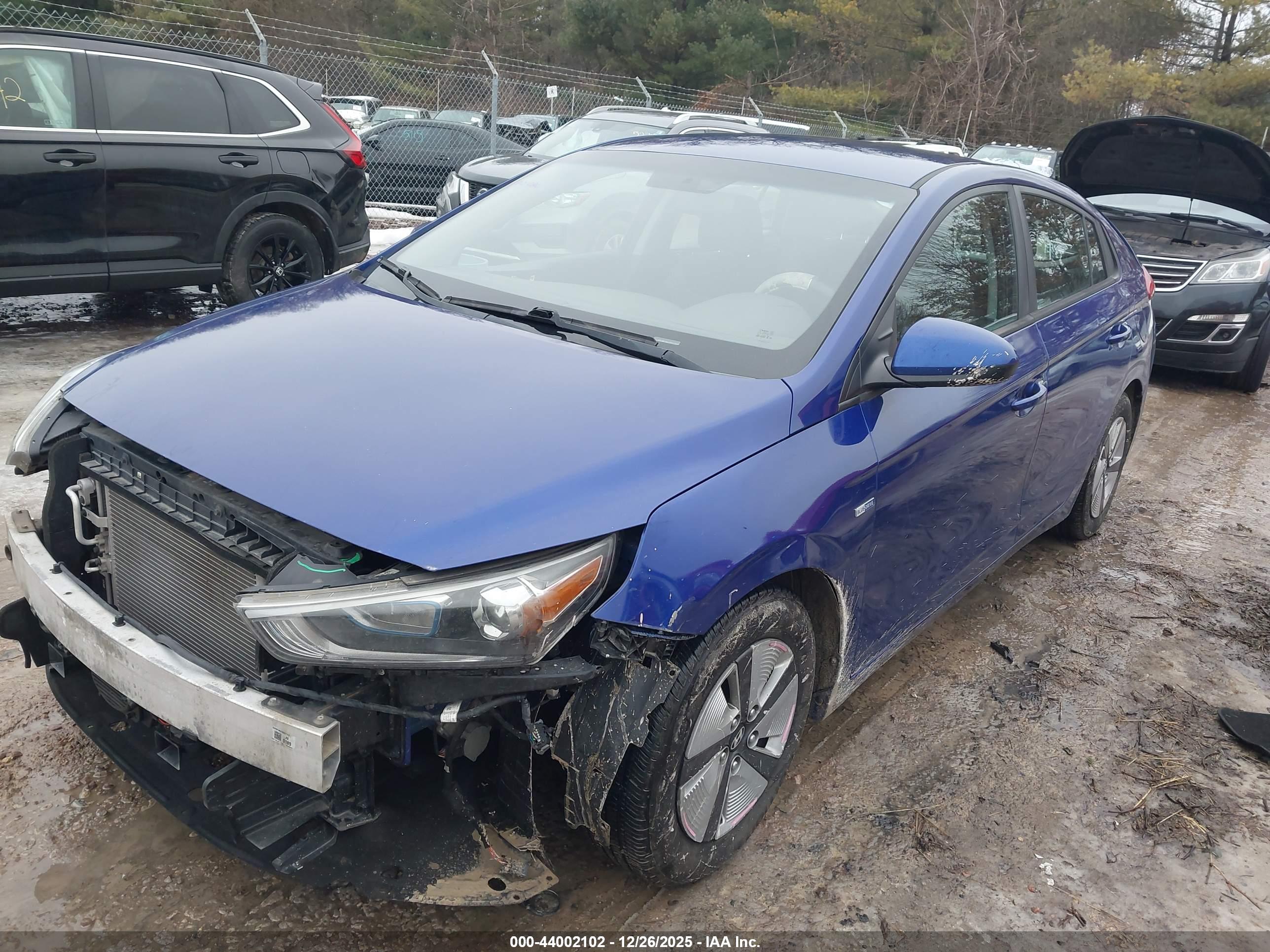 HYUNDAI IONIQ image 2