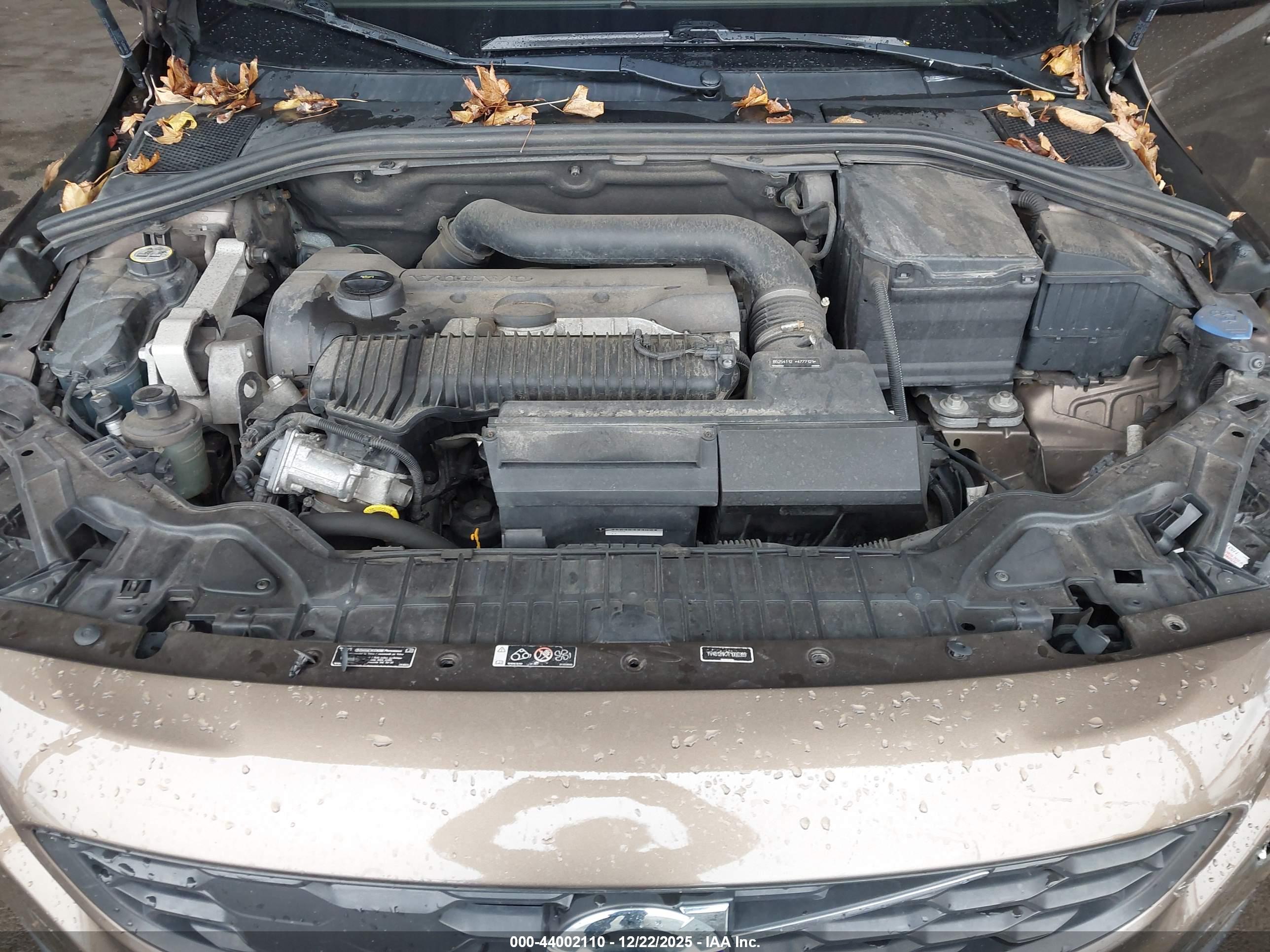 VOLVO V60 image 10