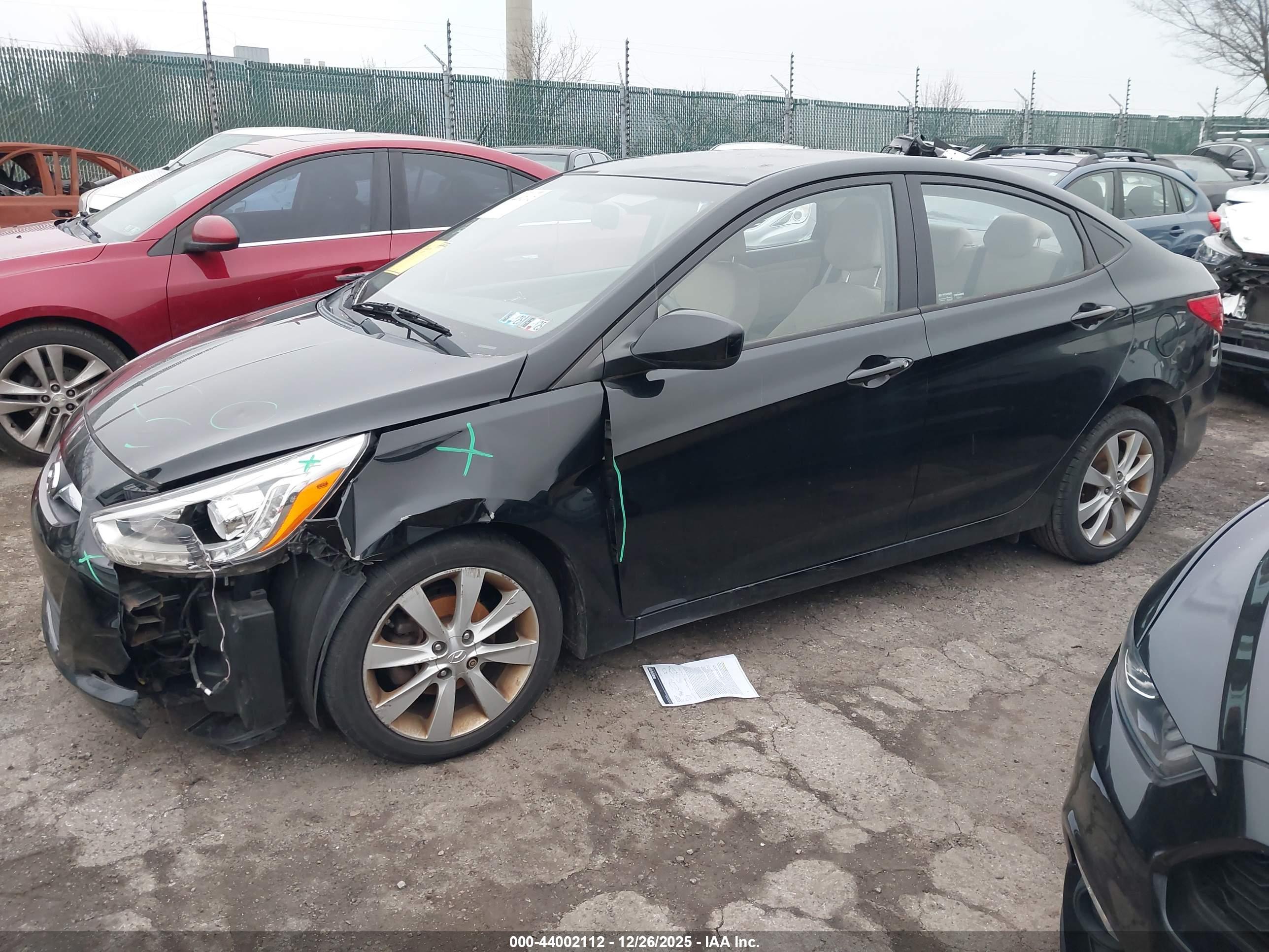 HYUNDAI ACCENT image 2