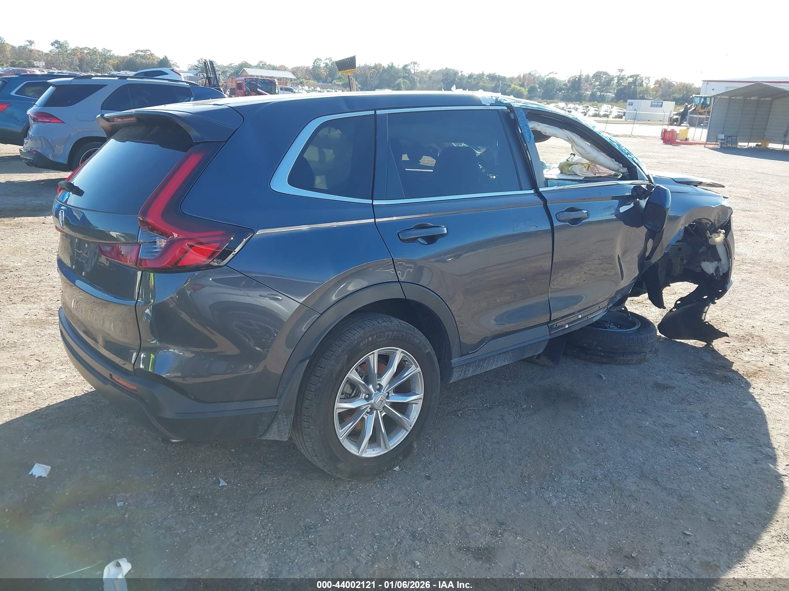 HONDA CR-V image 4