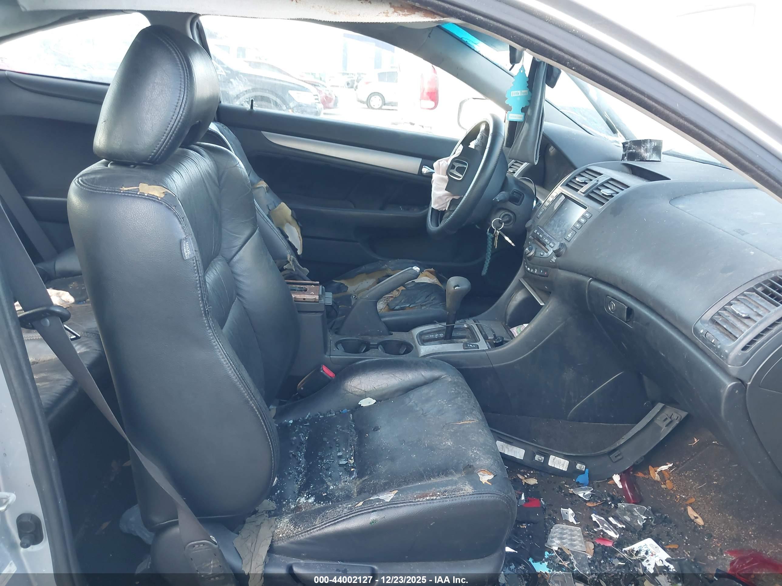 HONDA ACCORD image 5