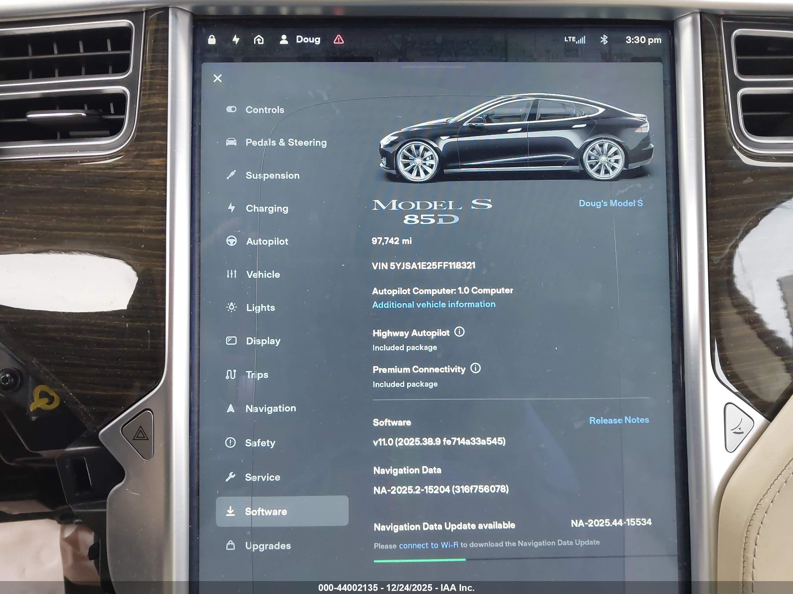 TESLA MODEL image 7