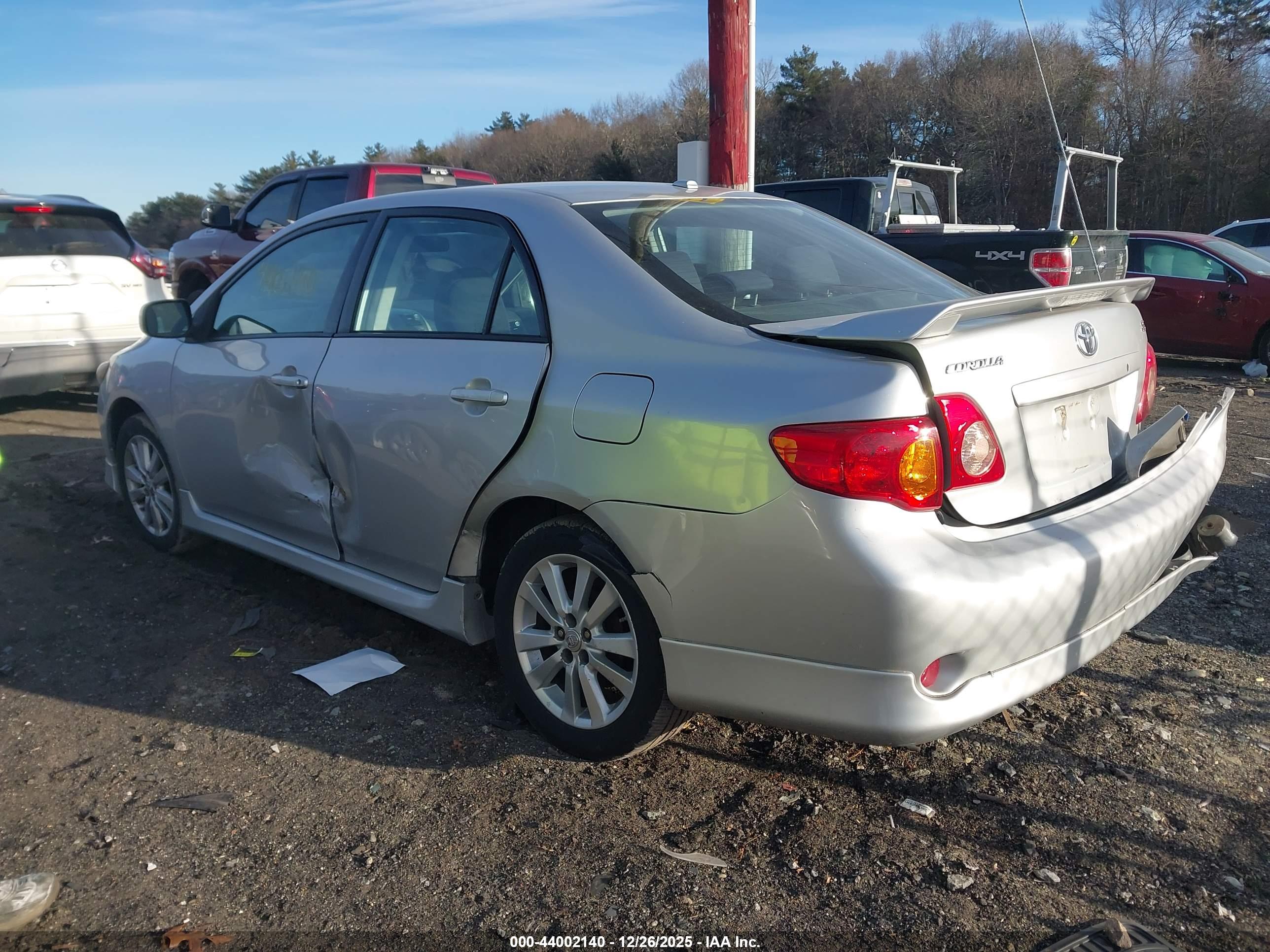 TOYOTA COROLLA image 3