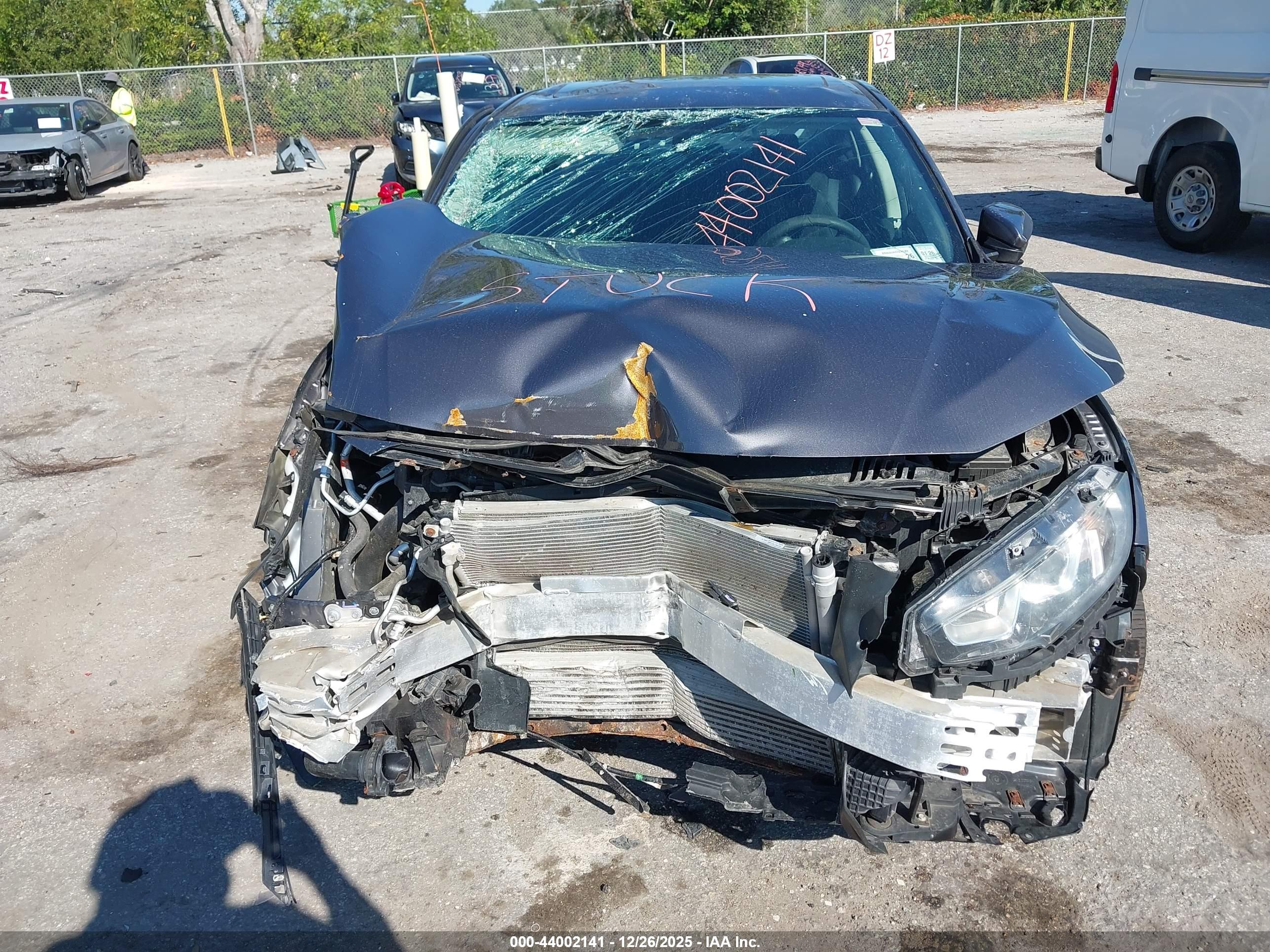HONDA CIVIC image 6