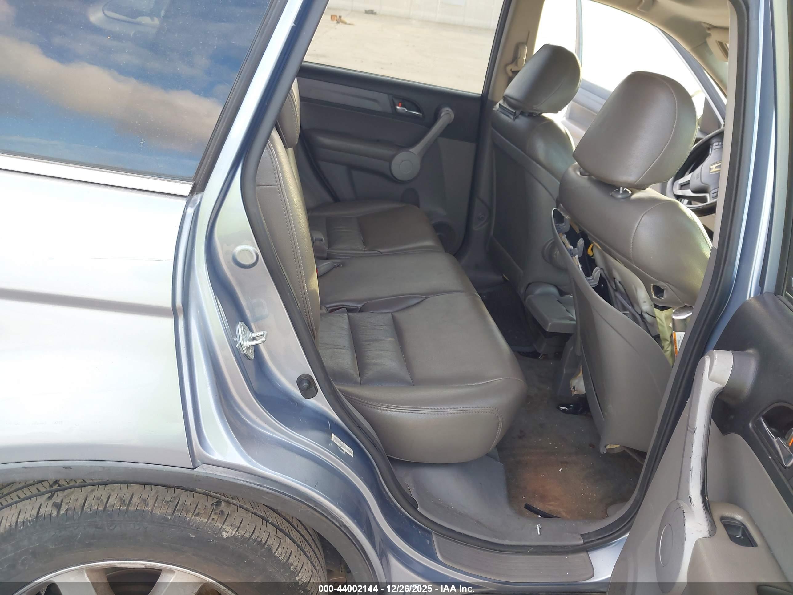 HONDA CR-V image 8