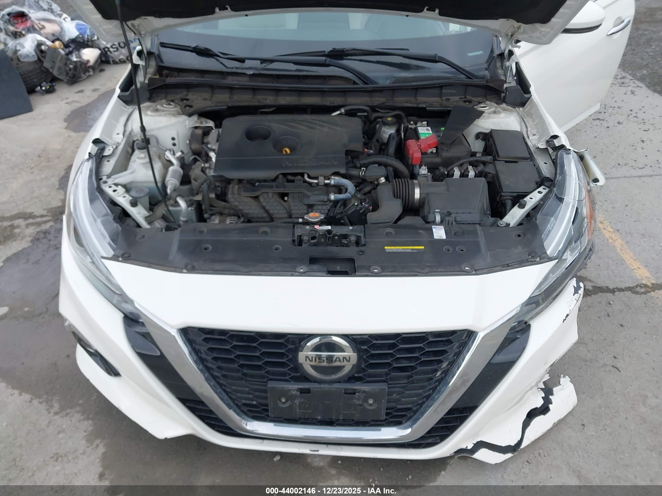 NISSAN ALTIMA image 10