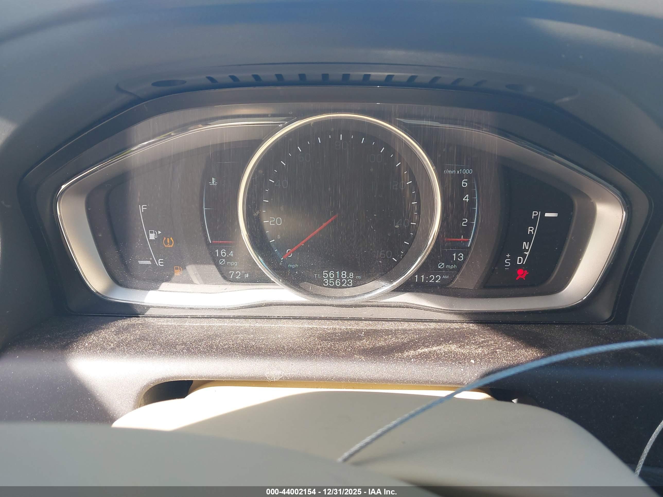 VOLVO XC60 image 7