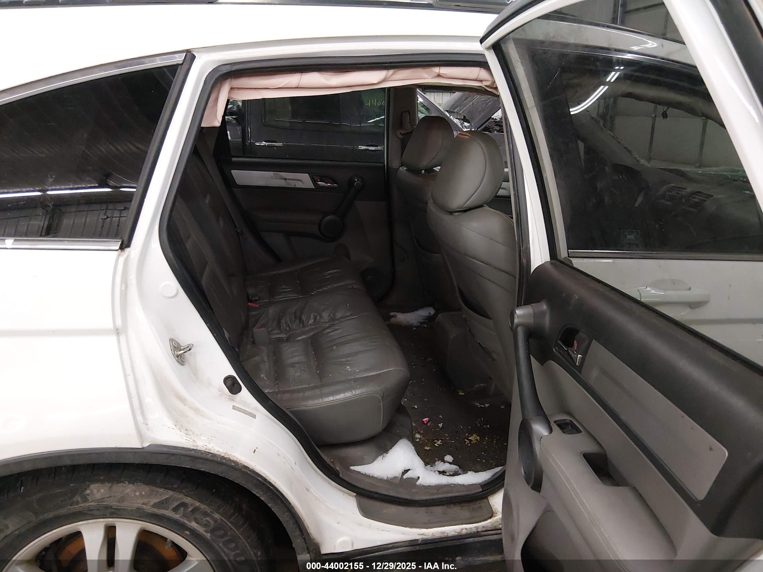 HONDA CR-V image 8