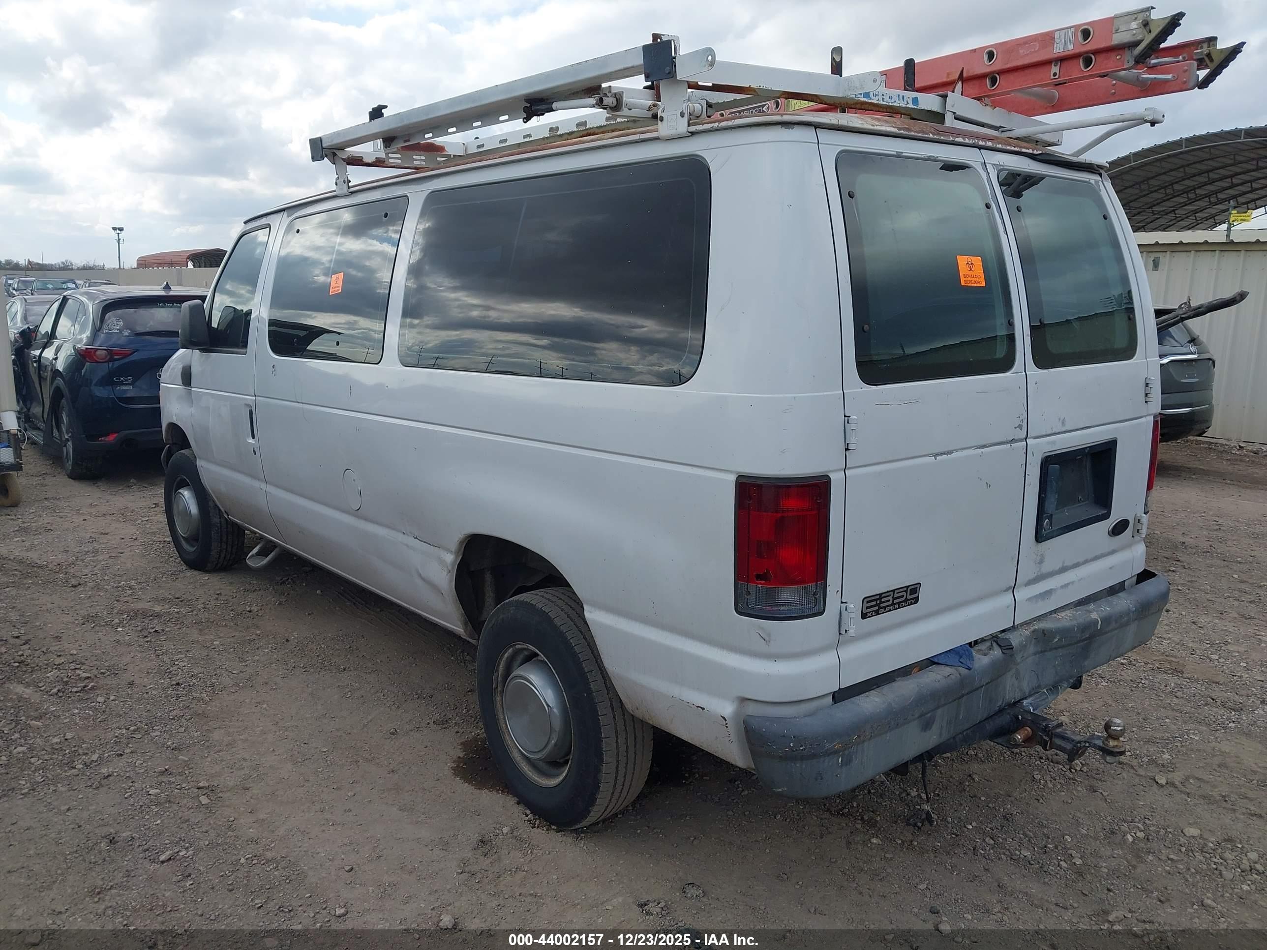 FORD E-350 image 3