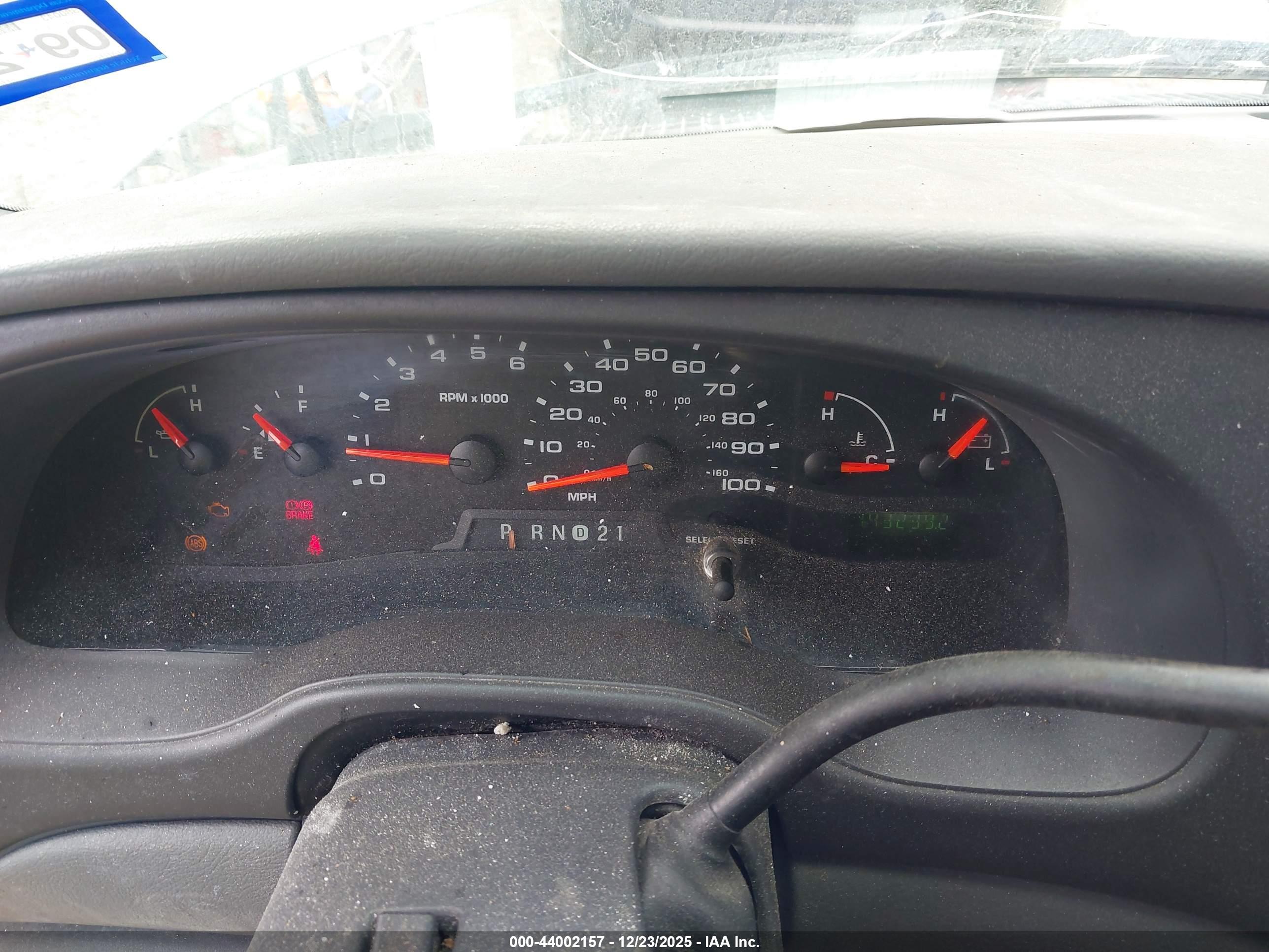 FORD E-350 image 7
