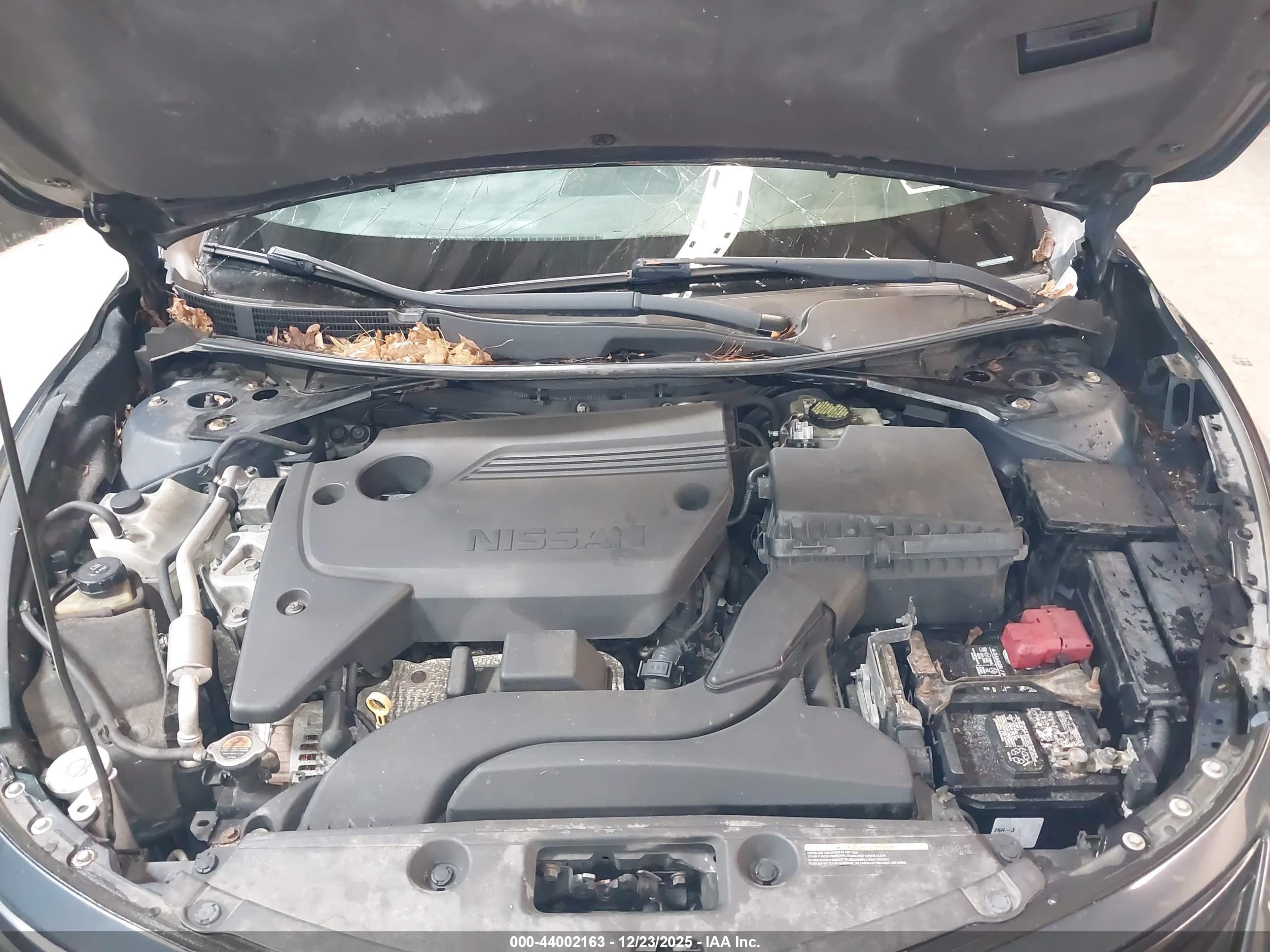 NISSAN ALTIMA image 10