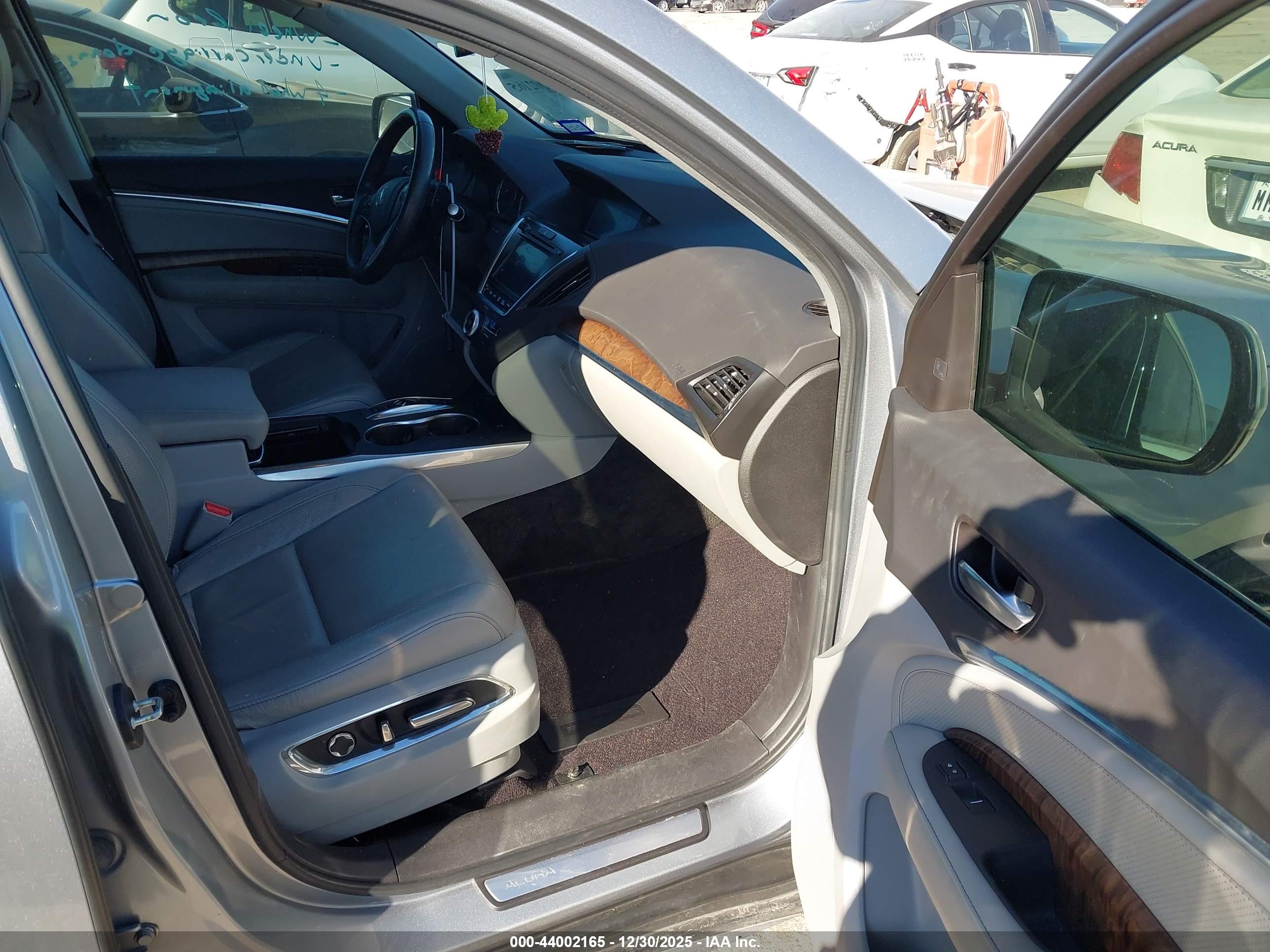 ACURA MDX image 5