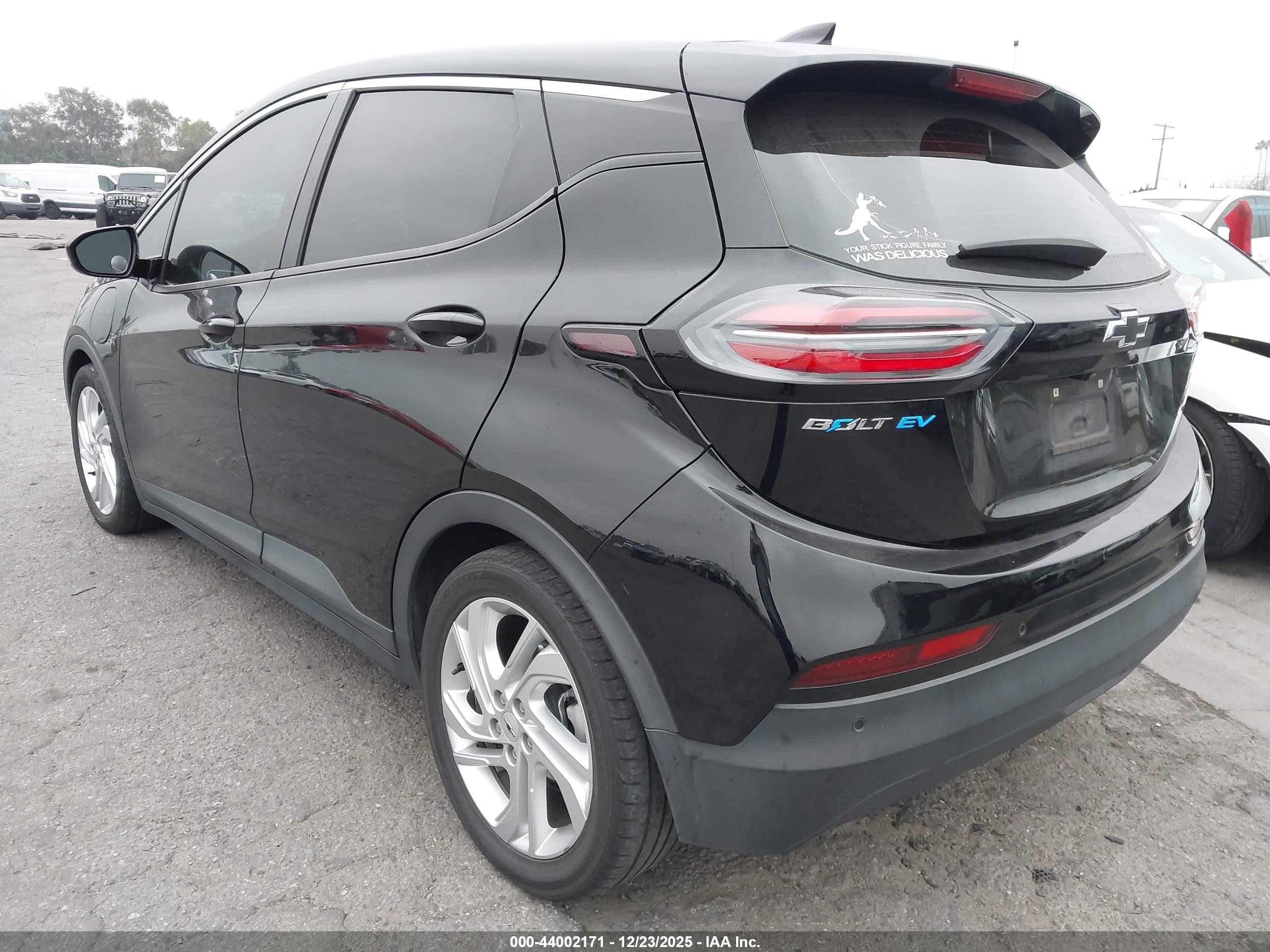 CHEVROLET BOLT image 3