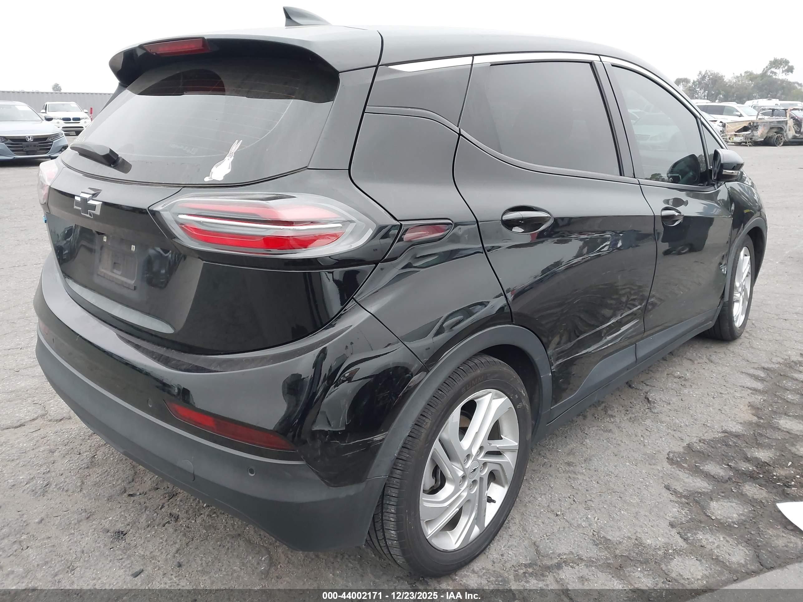 CHEVROLET BOLT image 4