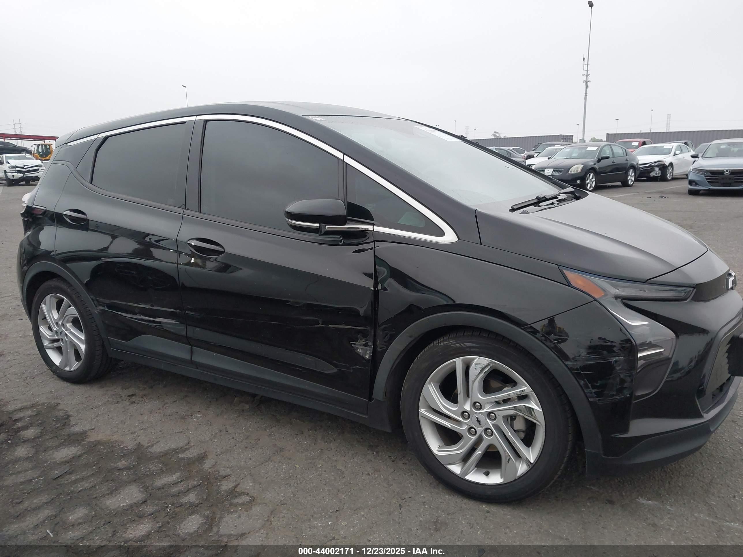 CHEVROLET BOLT image 6