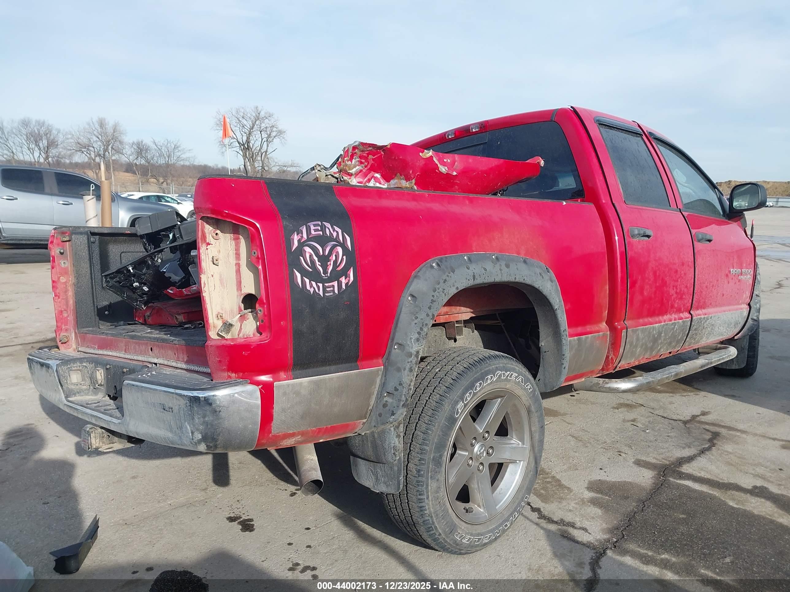 DODGE RAM image 4