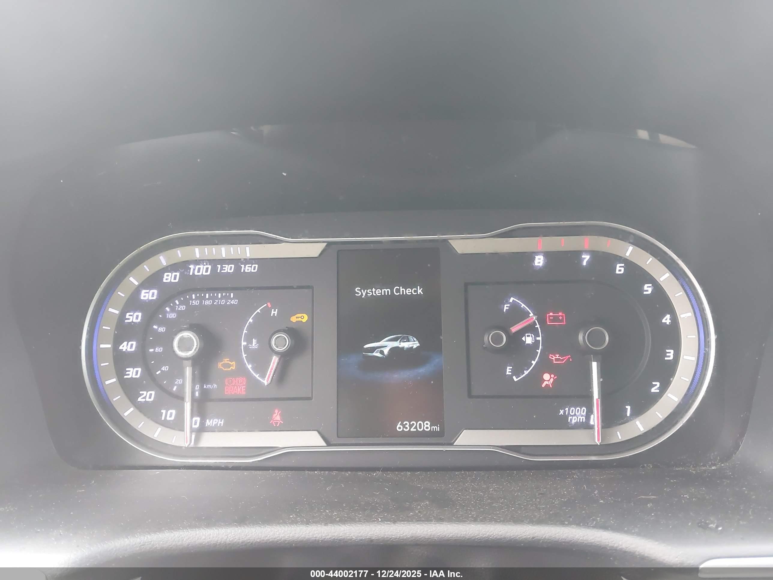 HYUNDAI TUCSON image 7